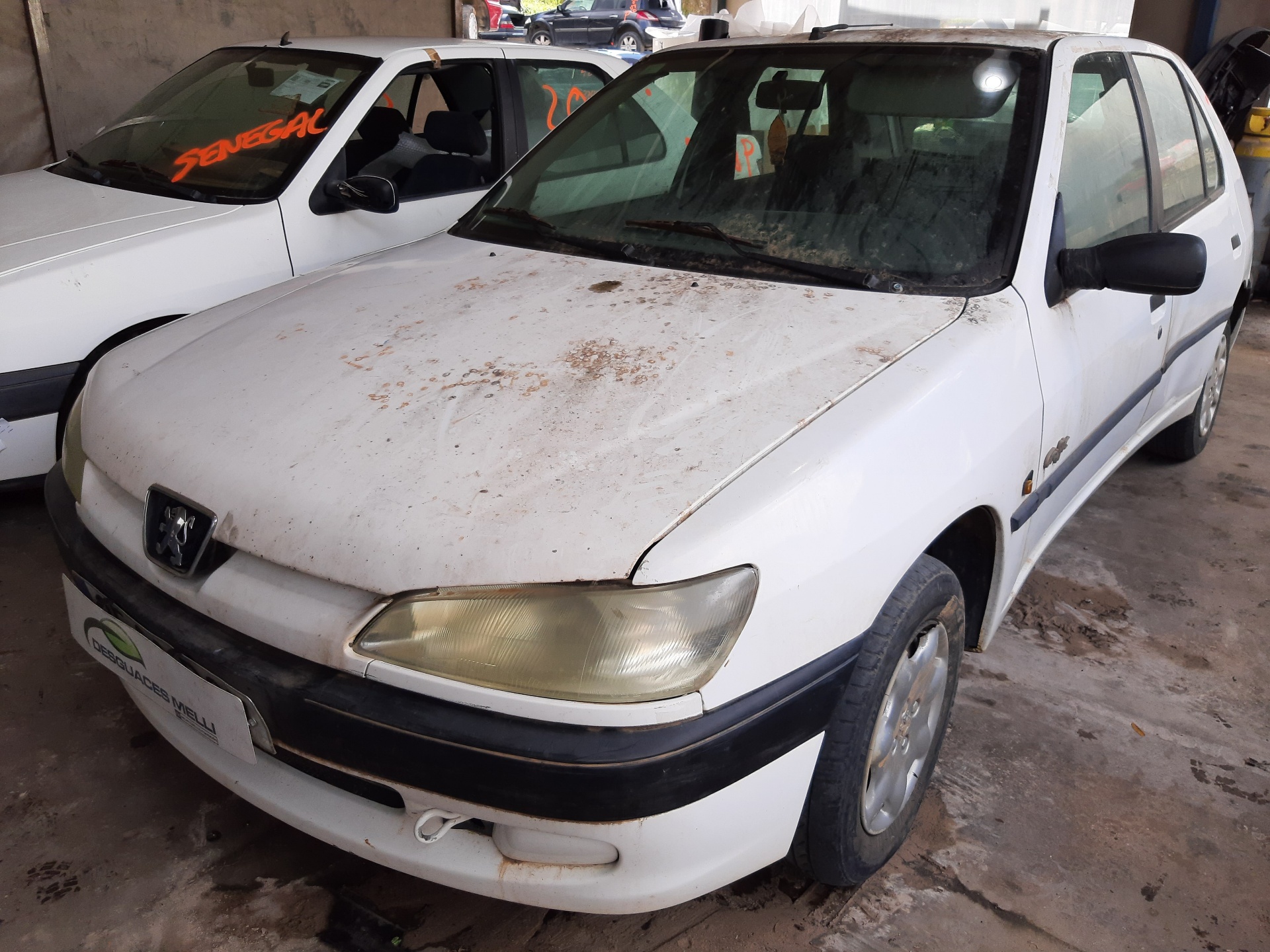 PEUGEOT 306 1 generation (1993-2002) Venstre baglygte 6350H7 24053823