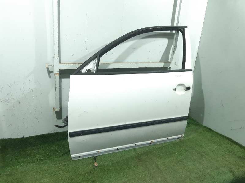 SKODA Superb 1 generation (2001-2008) Дверь передняя левая 3B4831051BE 18509318