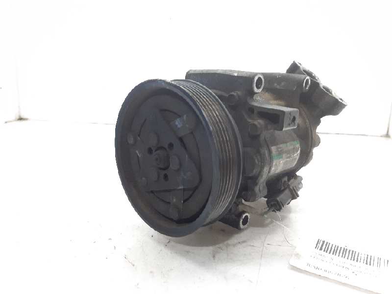 RENAULT Clio 2 generation (1998-2013) Air Condition Pump 8200365787A 18566251