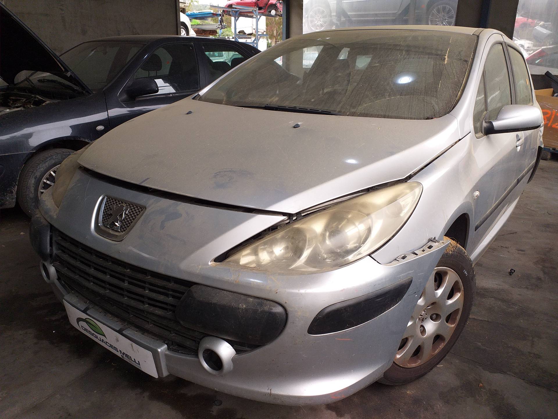 PEUGEOT 307 1 generation (2001-2008) Bal első alsó keresztlengőkar 1643188580 18594653