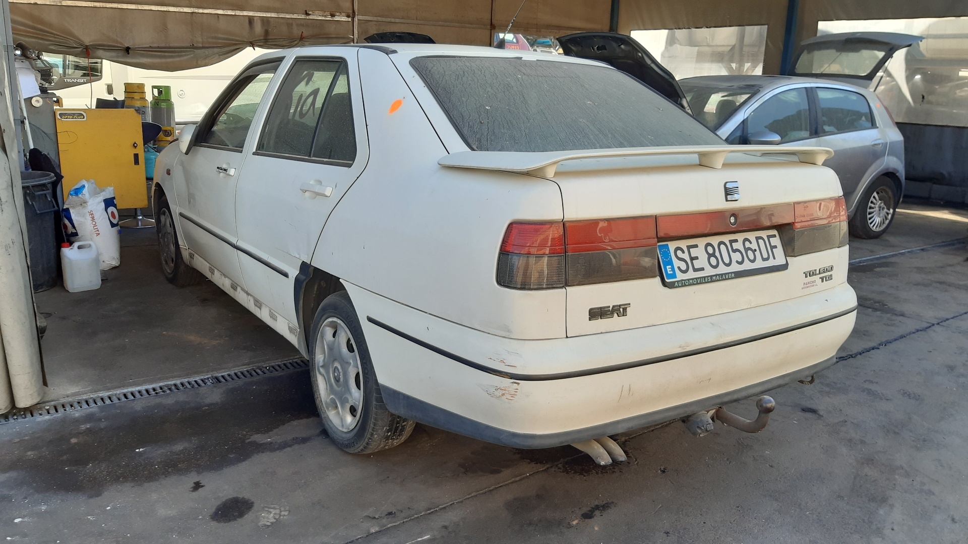 LANCIA Toledo 1 generation (1991-1999) Главина на предно дясно колело 1H0407256B 18728574