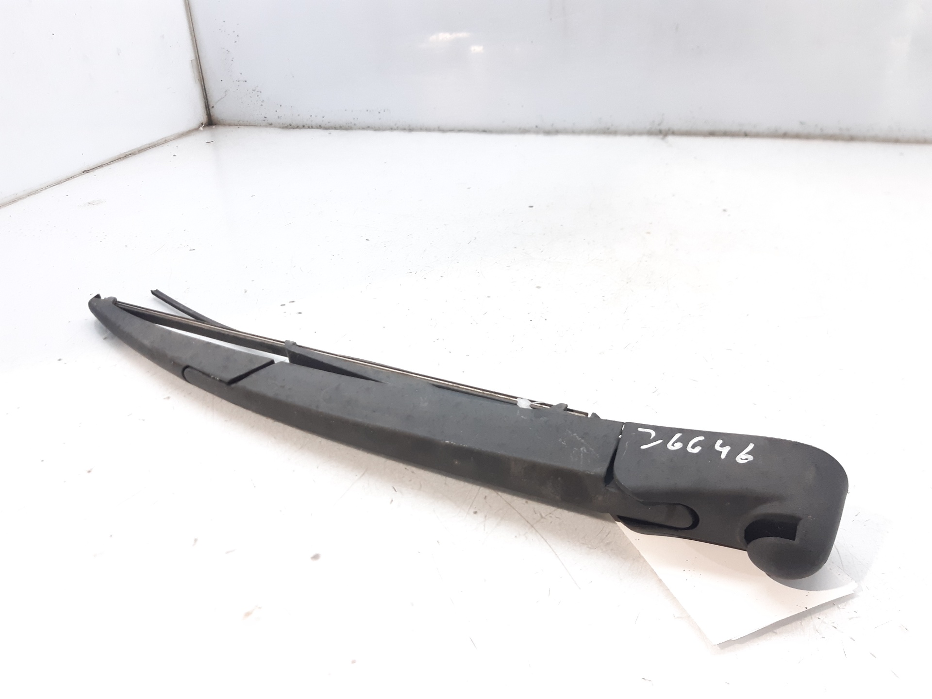 MINI Cooper R50 (2001-2006) Tailgate Window Wiper Arm 61627129279 22026714