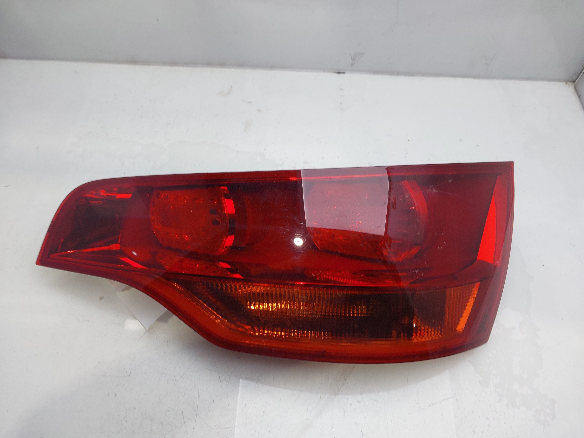 AUDI Q7 4L (2005-2015) Rear Right Taillight Lamp 4L0945094 23651892