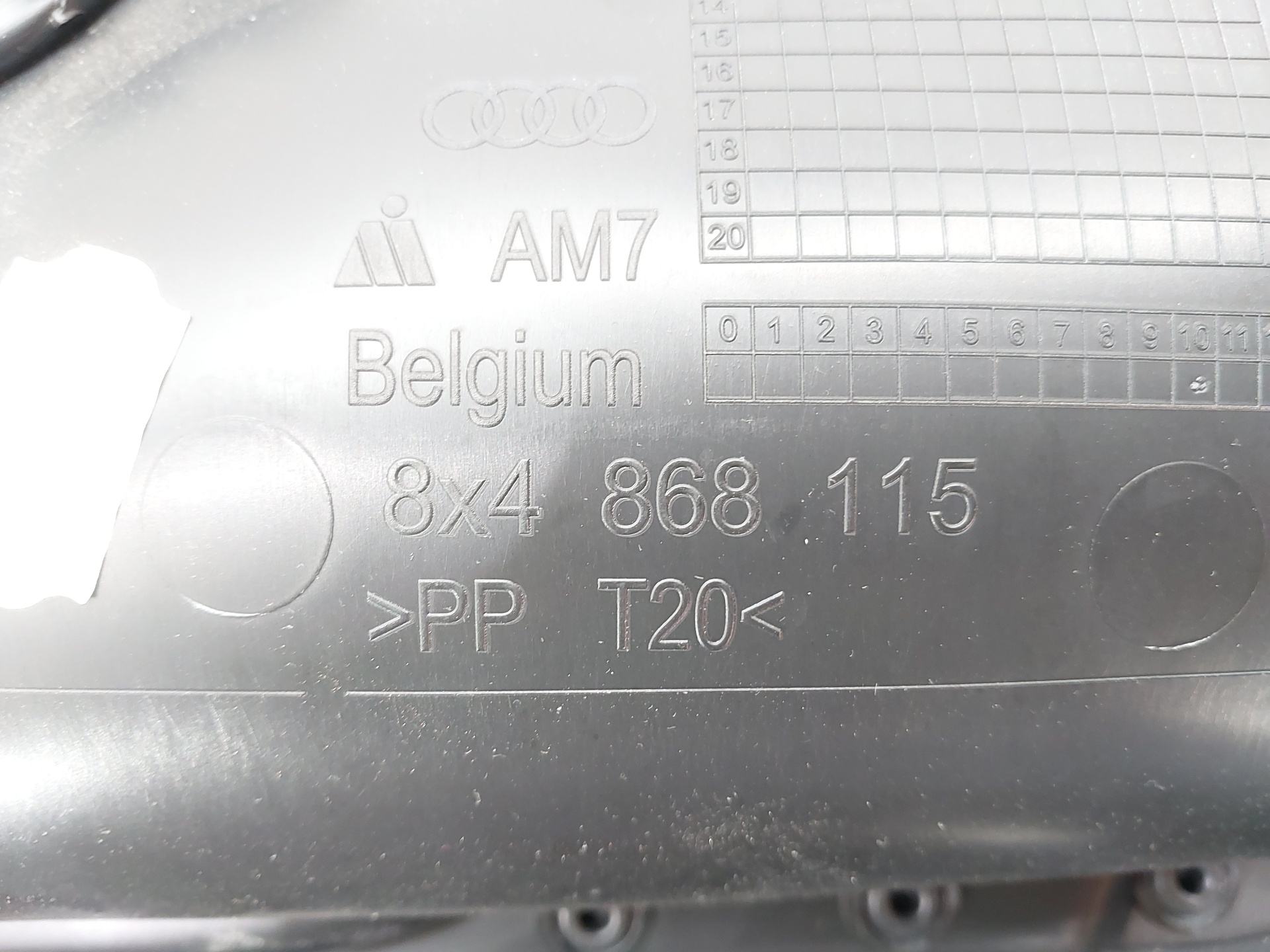 AUDI A1 8X (2010-2020) Rear Left Door Molding 8X4868115 23849649