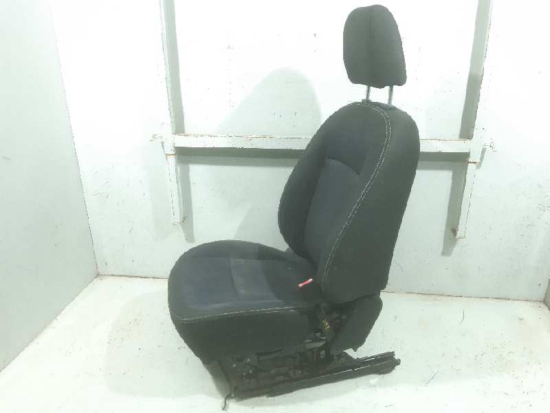 NISSAN Qashqai 1 generation (2007-2014) Front Right Seat 87620JD00A 18570547