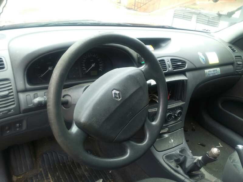 RENAULT Laguna 2 generation (2001-2007) Форсунка 8200100272 20169031