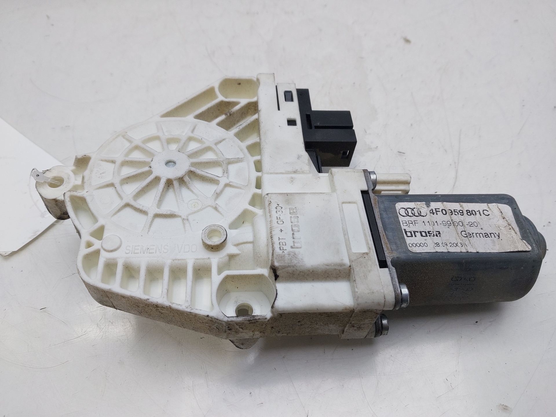 DODGE A6 C6/4F (2004-2011) Rear Left Door Window Control Motor 4F0959801C 20191382