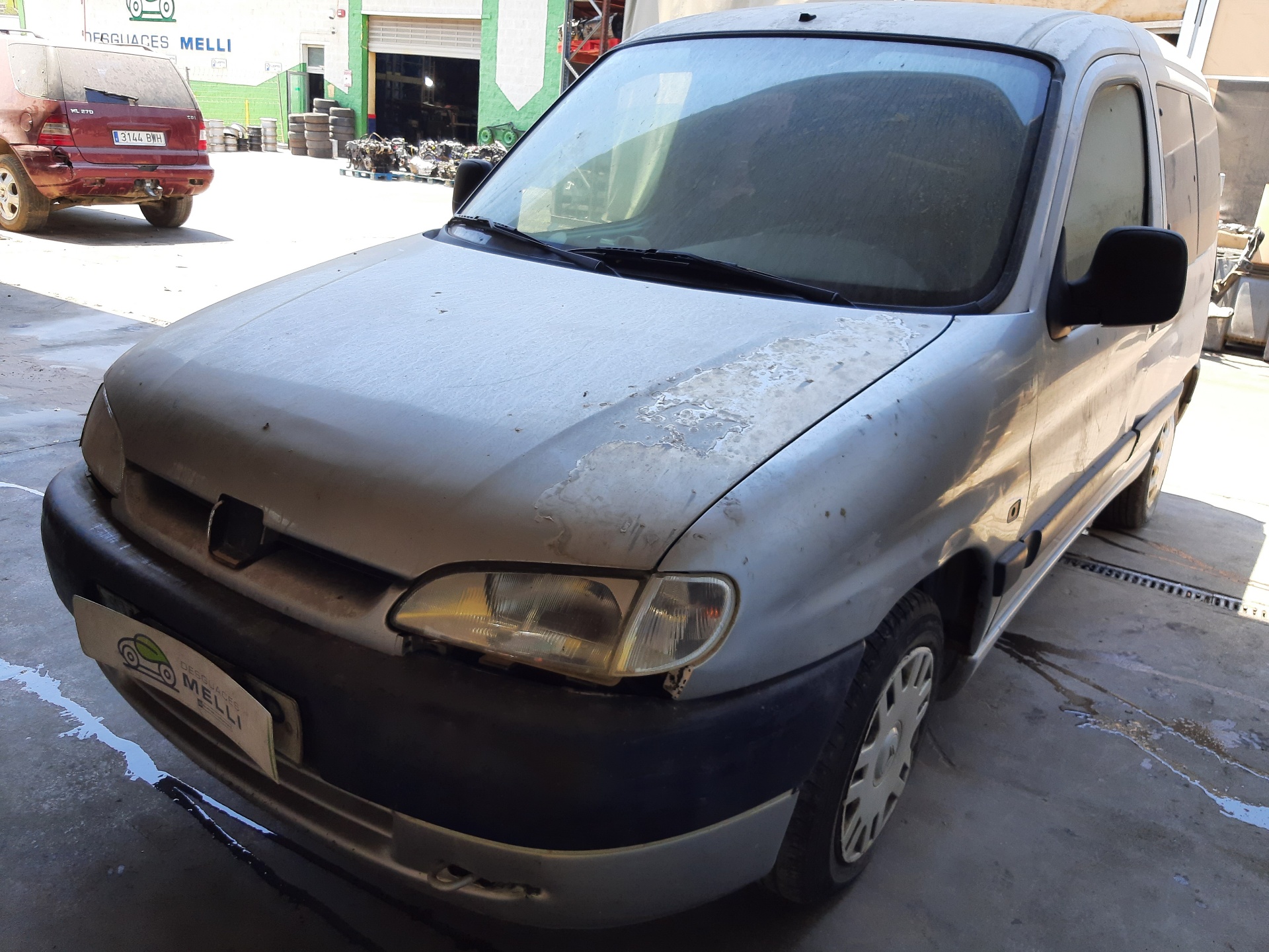 PEUGEOT Partner 1 generation (1996-2012) Vasemman etuoven ulkokahva 9101J4 18809425