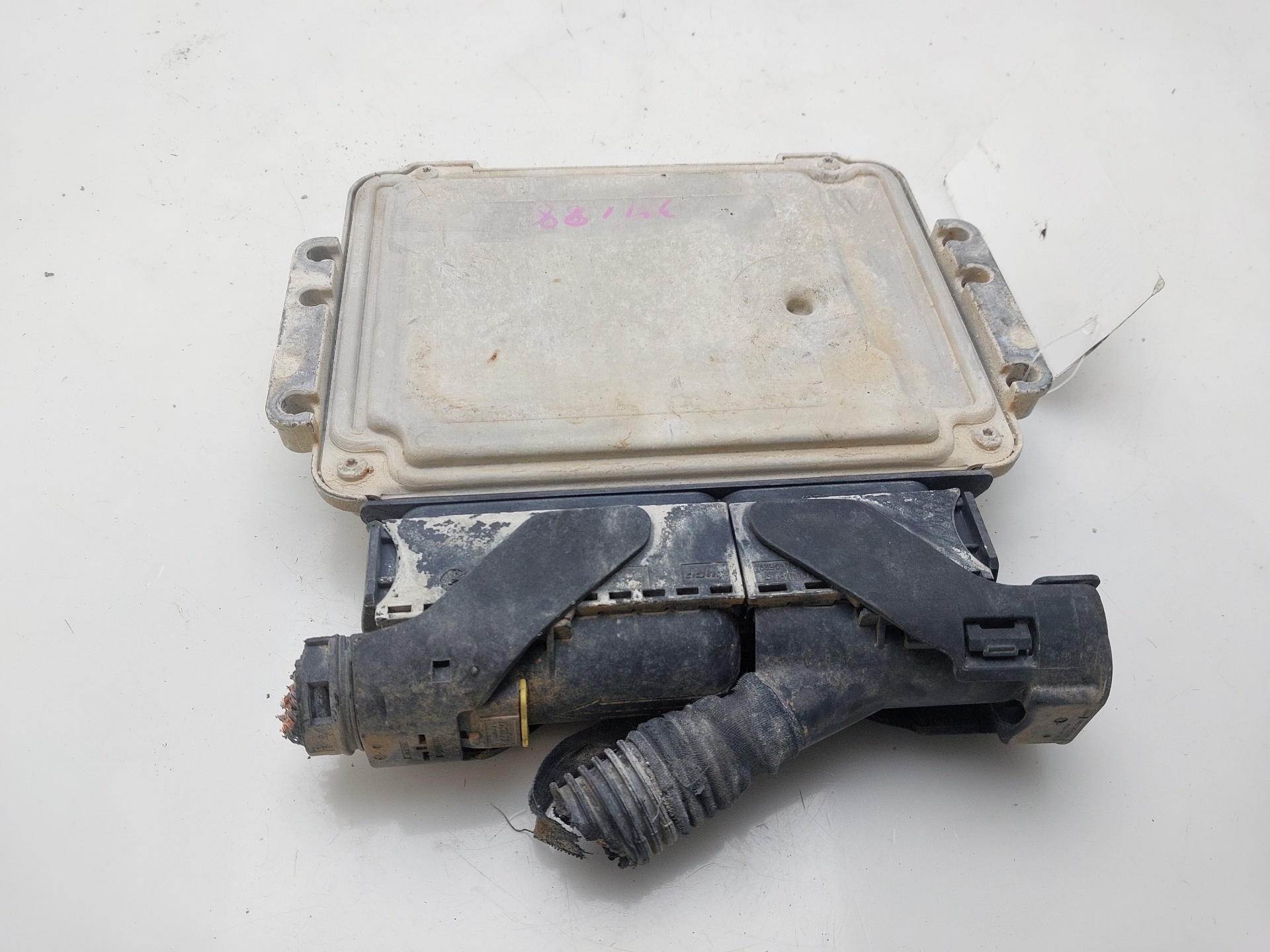 OPEL Astra J (2009-2020) Engine Control Unit ECU 55556829 24300670