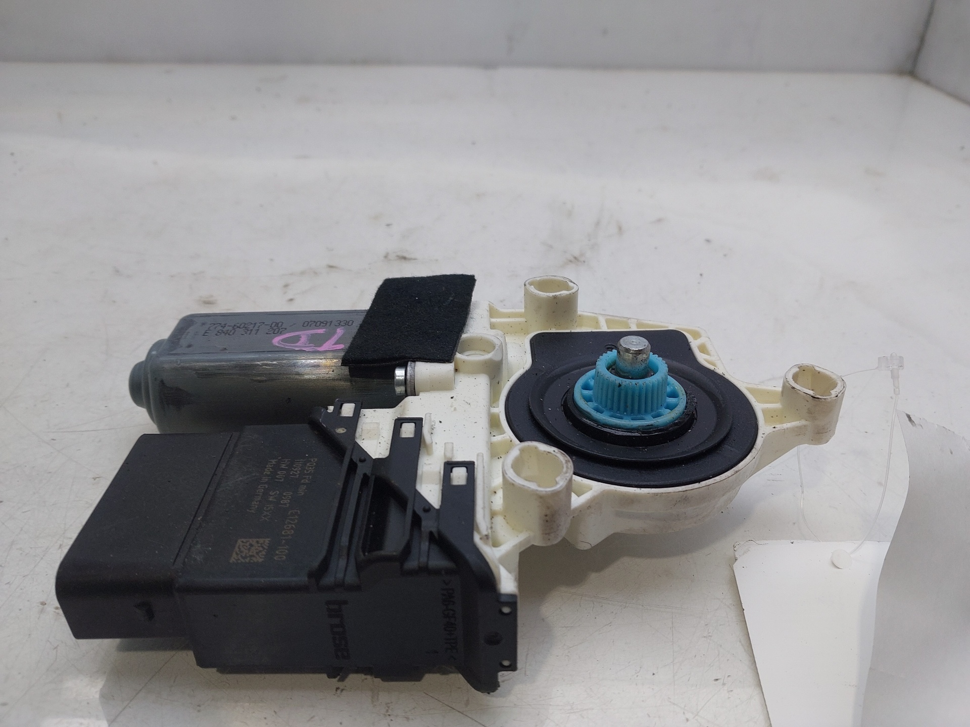 SEAT Altea 1 generation (2004-2013) Rear Right Door Window Control Motor 3C0959704D 23685691