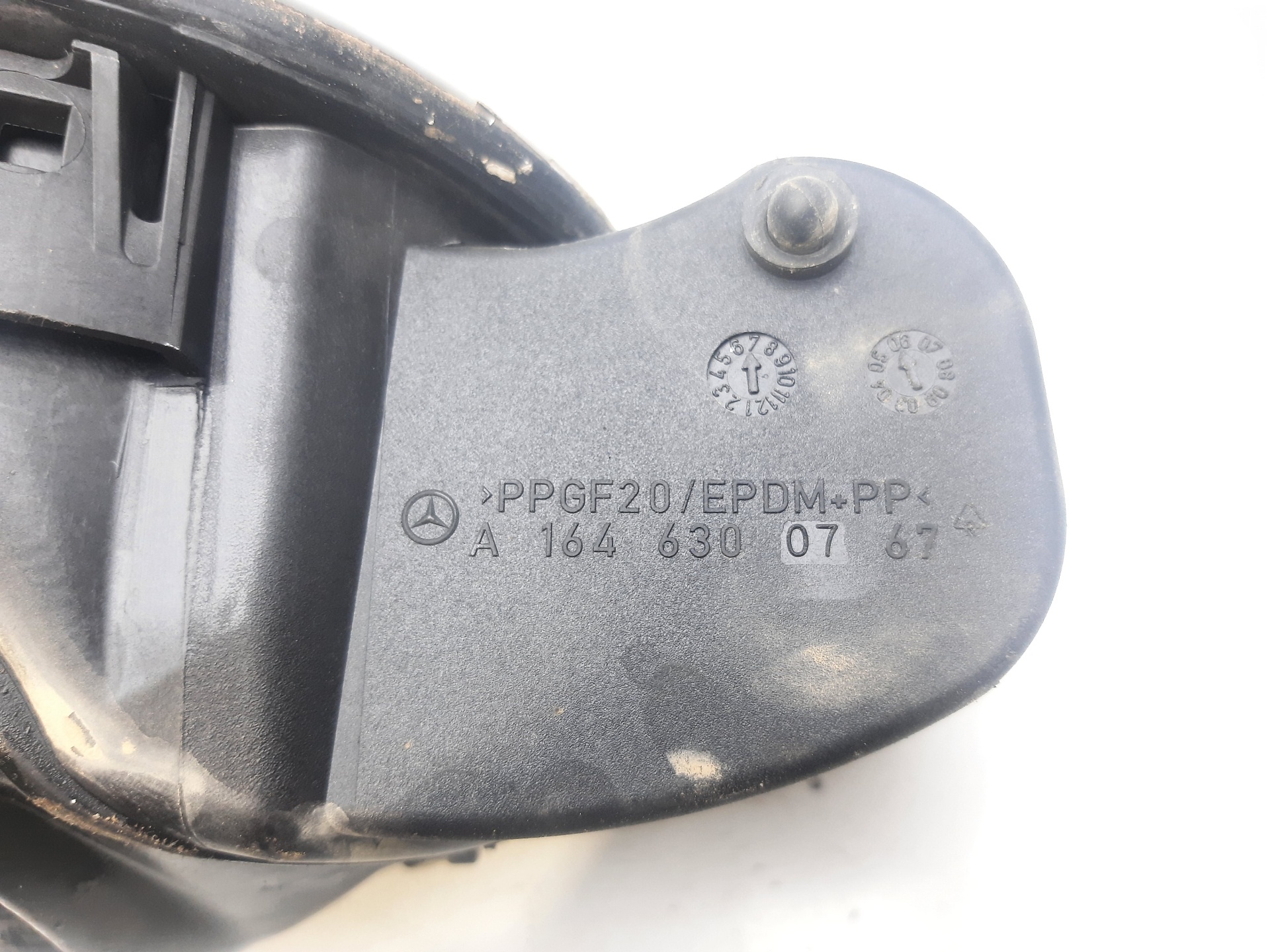 MERCEDES-BENZ M-Class W164 (2005-2011) Fuel tank cap A1646300767 23141179