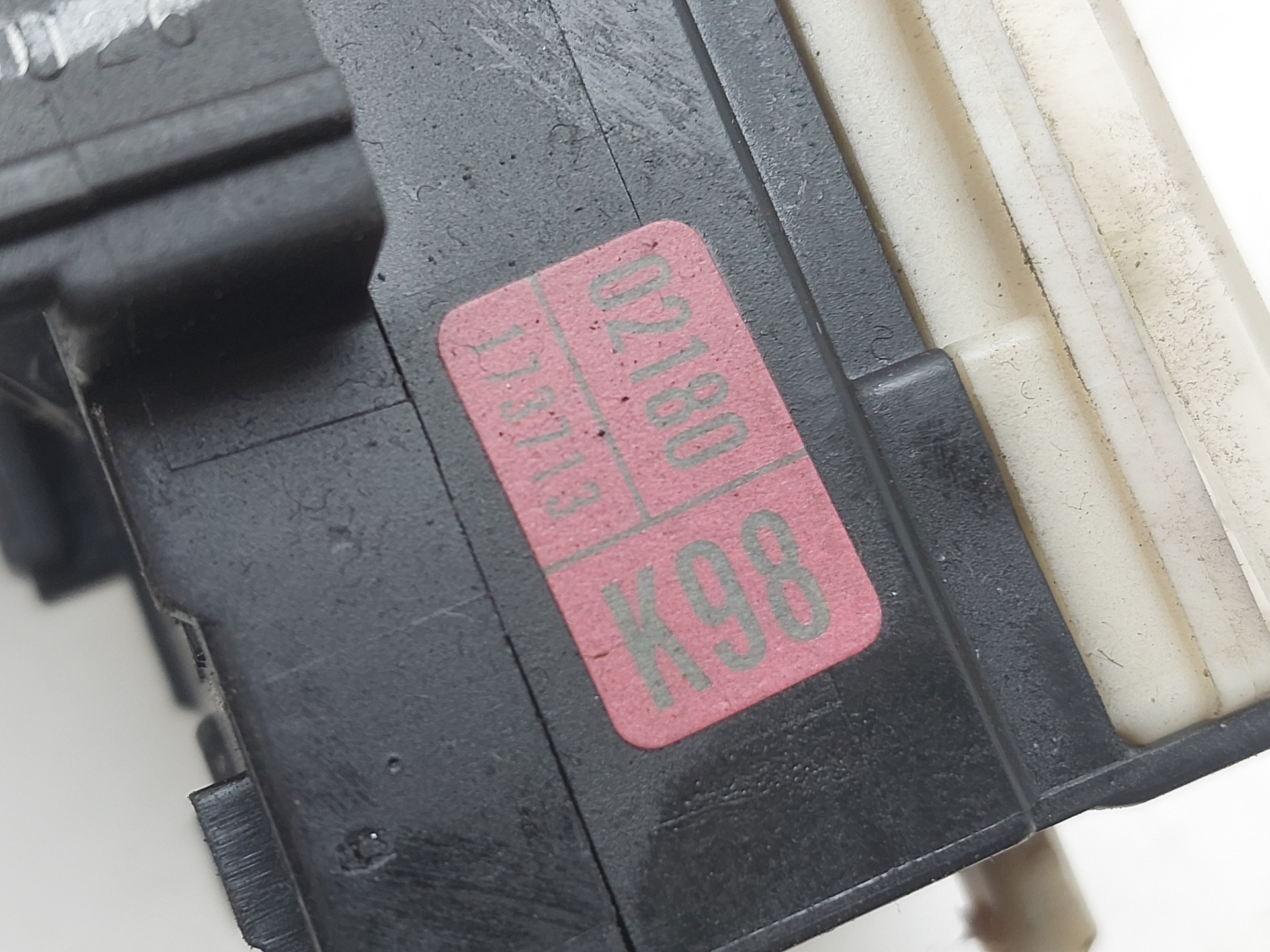 Light switch 4ZZFE 173648 de Toyota Corolla (_e12_) 2002-2006 97 CV - pieza usada