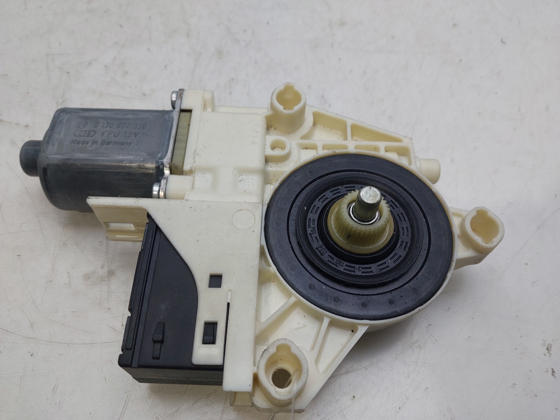 CITROËN DS5 1 generation (2012-2015) Rear Left Door Window Control Motor 827310001R 25370525