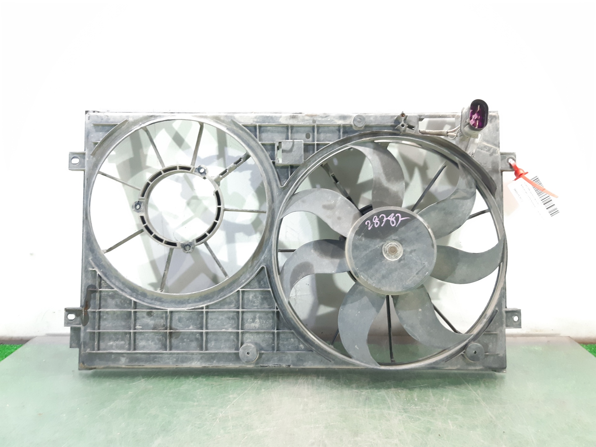 AUDI A2 8Z (1999-2005) Difūzoriaus ventiliatorius 1K0121207J 22455055
