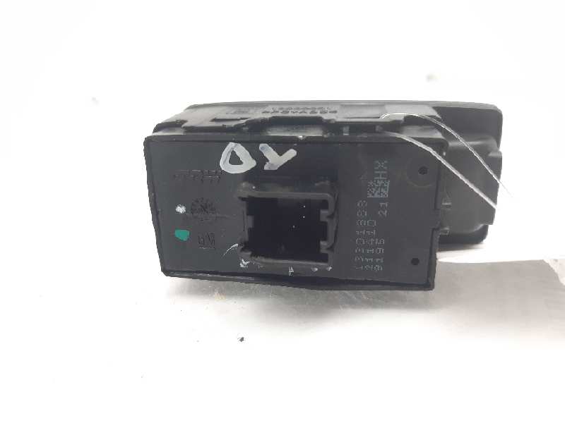 OPEL Insignia A (2008-2016) Rear Right Door Window Control Switch 13301888 26787214