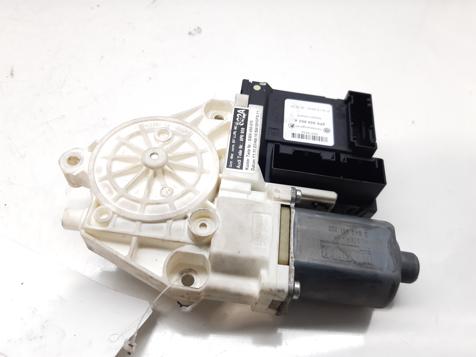 AUDI A3 8P (2003-2013) Front Right Door Window Control Motor 8P0959802A 20791932