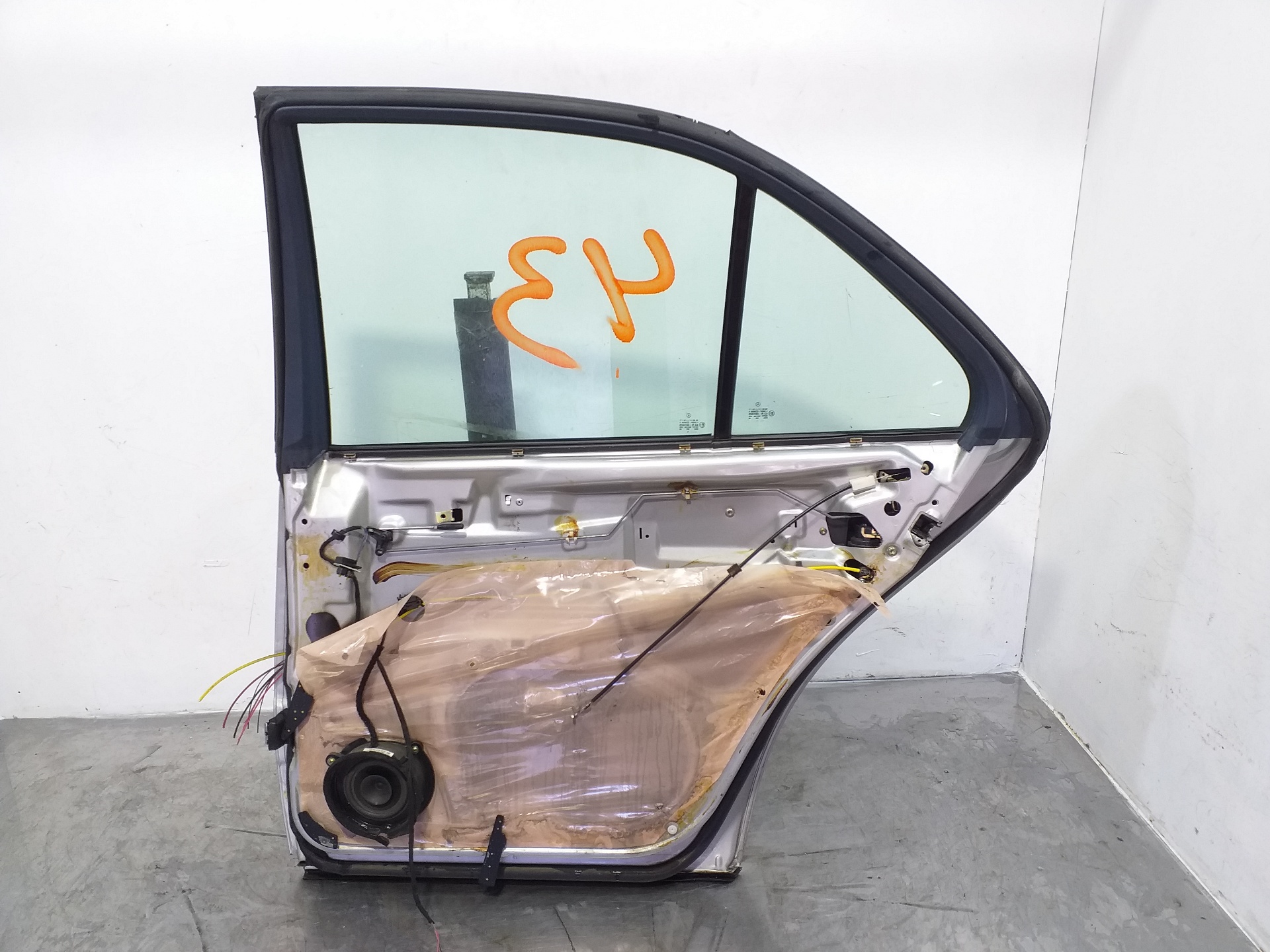 PORSCHE E-Class W210 (1995-2002) Rear Right Door 210730240528 24345868