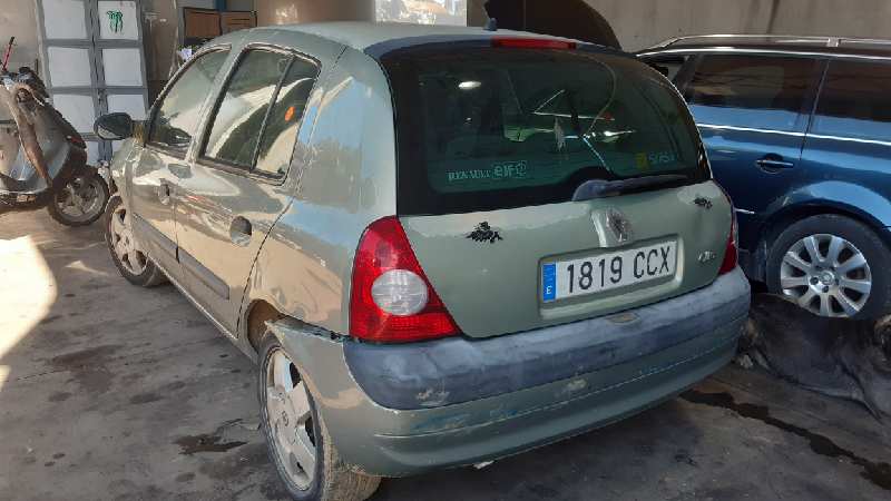 RENAULT Clio 3 generation (2005-2012) Левая противотуманка переднего бампера 8200002469 24127864