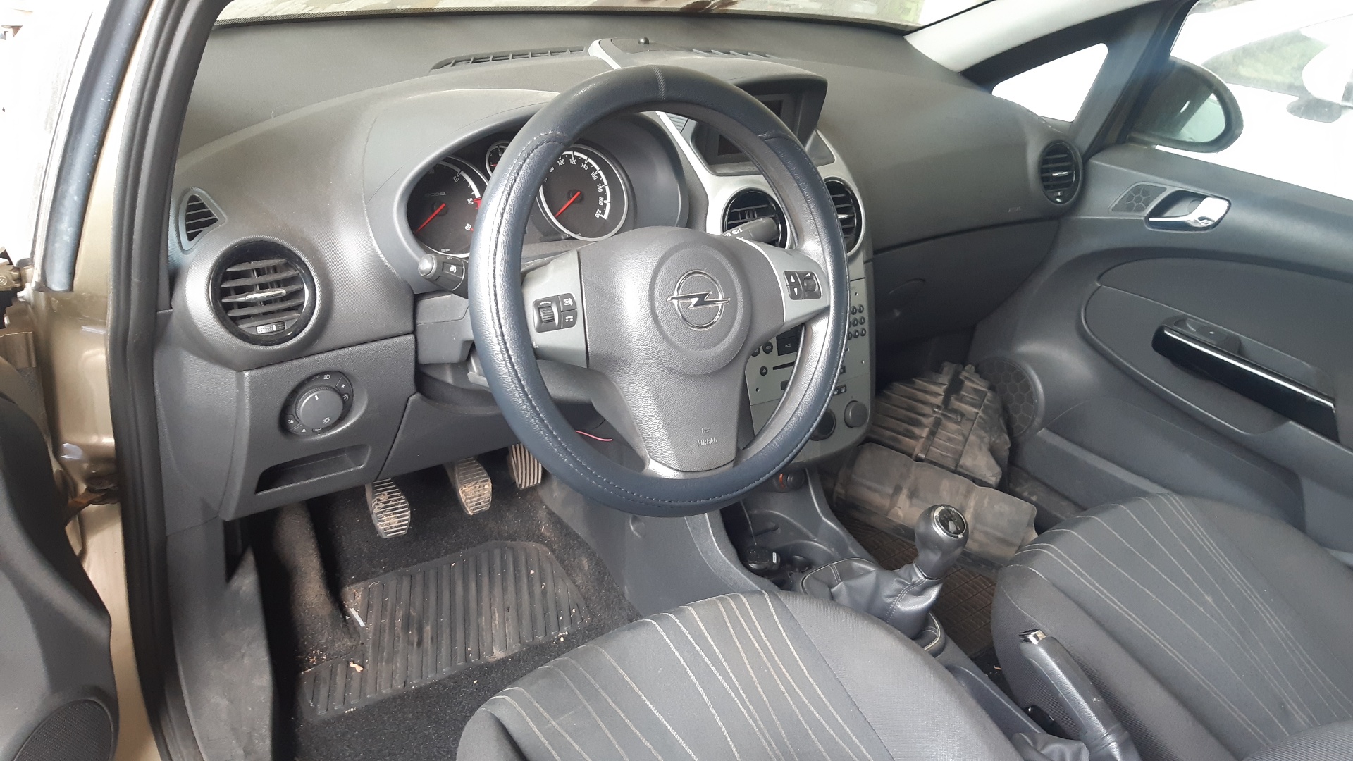 OPEL Corsa D (2006-2020) Steering Wheel 13142283 24935575