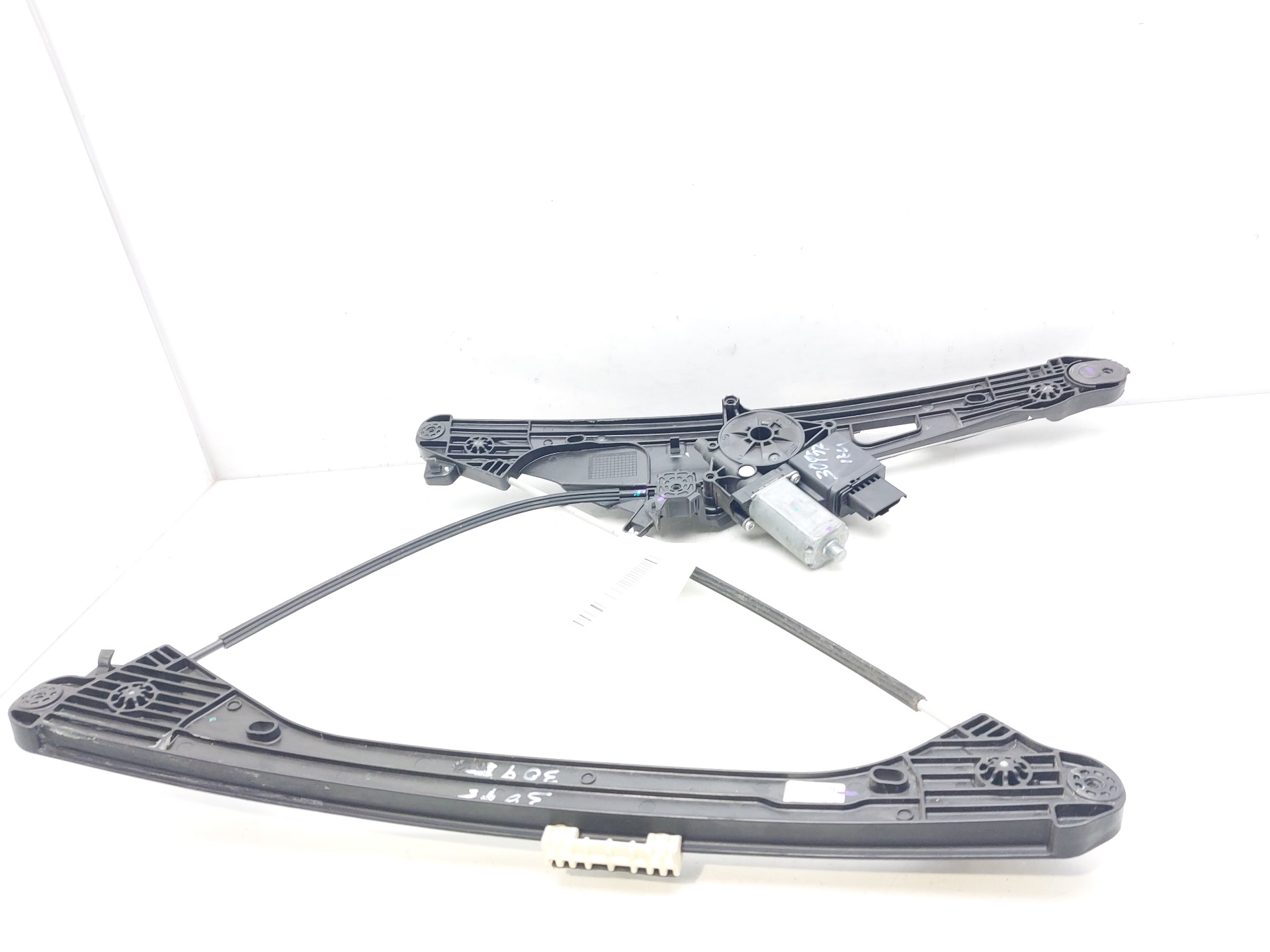 PEUGEOT 3008 2 generation (2017-2023) Front Left Door Window Regulator 9810488980 24135804