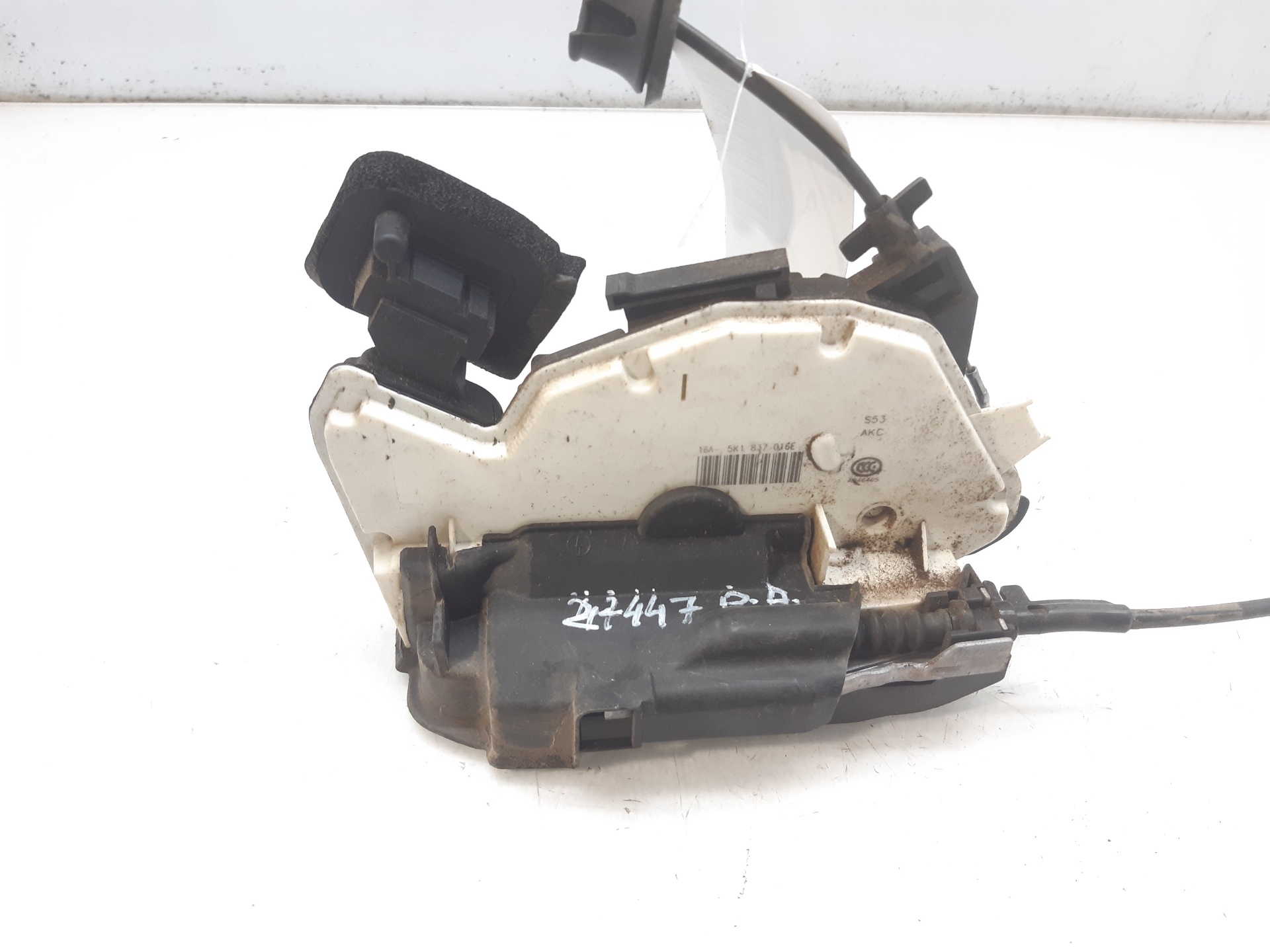 SEAT Leon 3 generation (2012-2020) Front Right Door Lock 5K1837016H 24049890