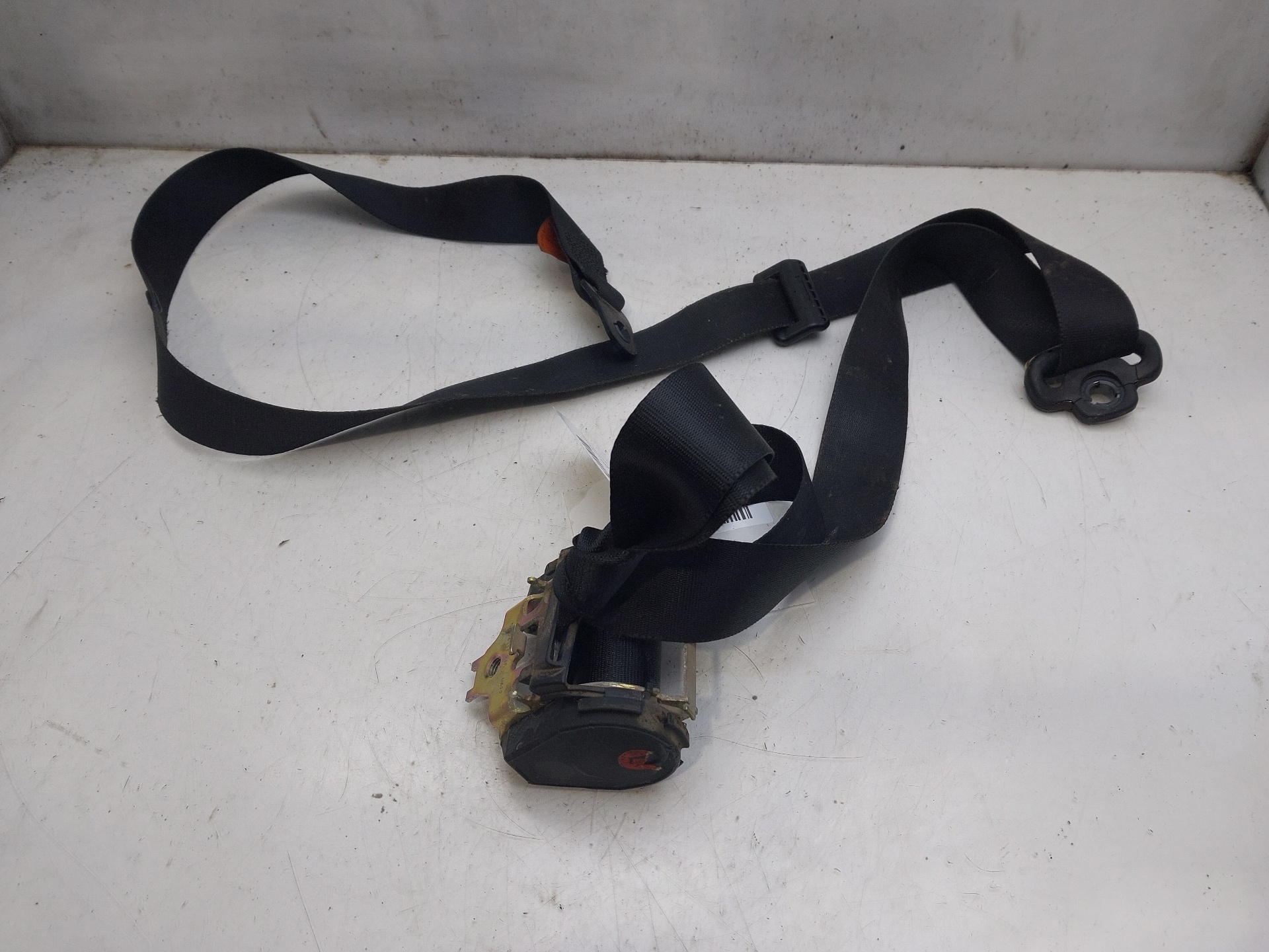 FORD Focus 1 generation (1998-2010) Ceinture de sécurité avant gauche 98ABA61295DB 23669182