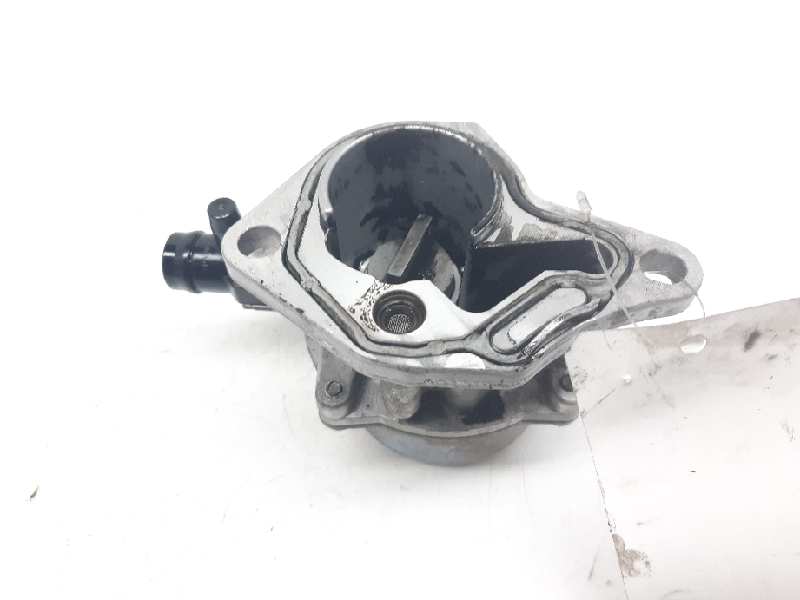 ASTON MARTIN Kangoo 1 generation (1998-2009) Pompe à vide 8200046843 24959352