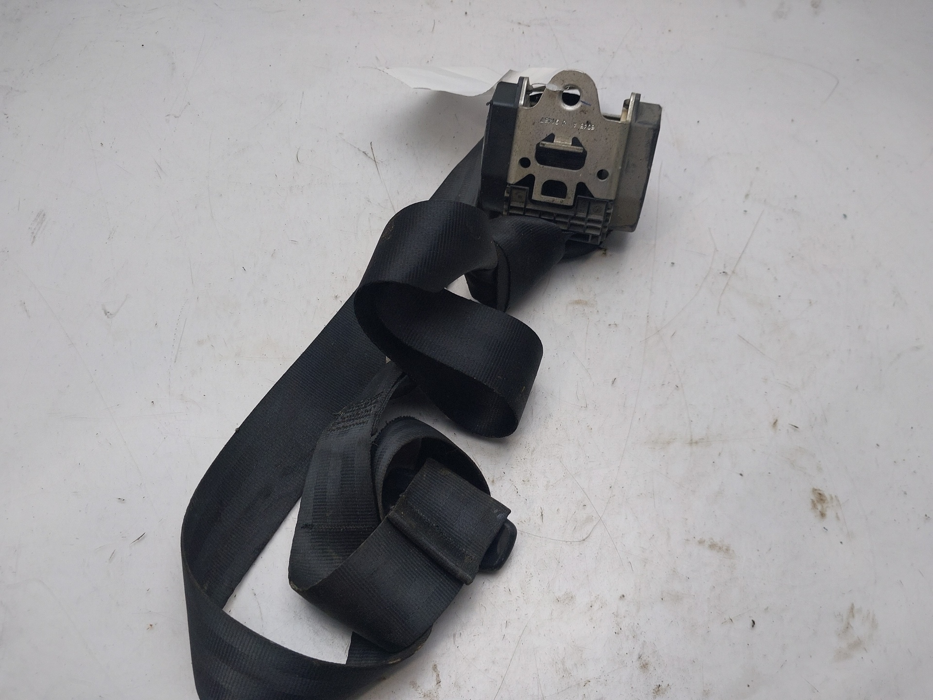 CHEVROLET Golf 6 generation (2008-2015) Rear Left Seatbelt 1K6857805AA 18795962