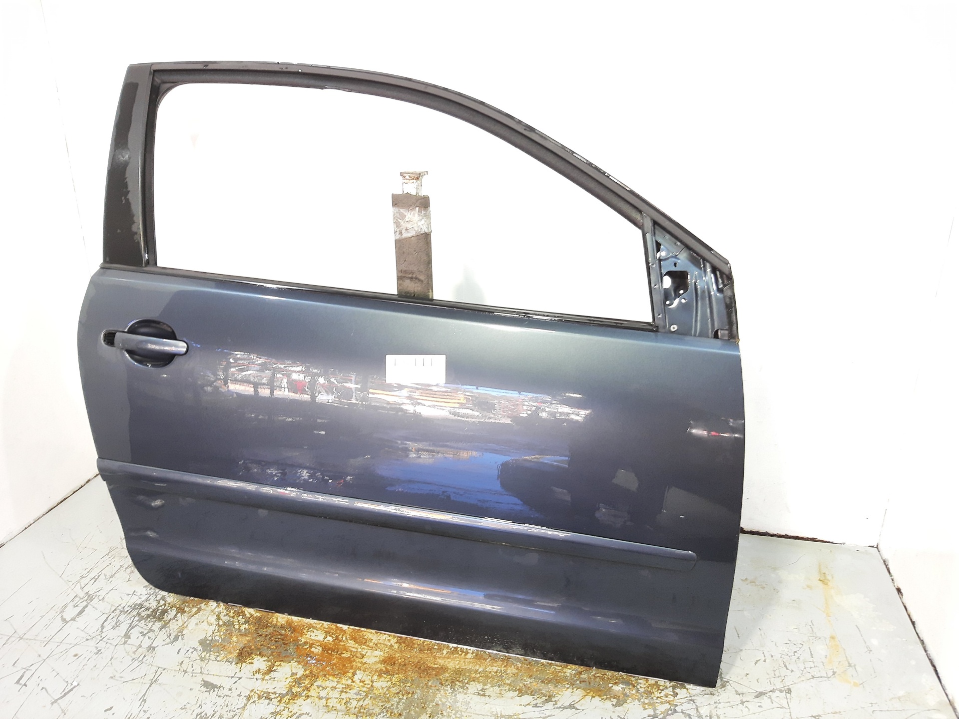 VOLKSWAGEN Polo 4 generation (2001-2009) Передняя правая дверь 6Q3831056K 22629979