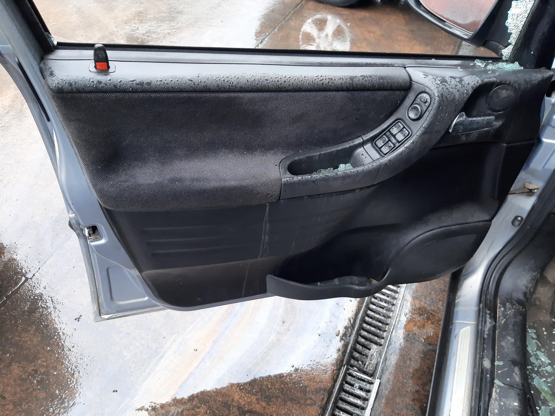 OPEL Corsa B (1993-2000) Braț de control inferior dreapta față 24454478 23013689