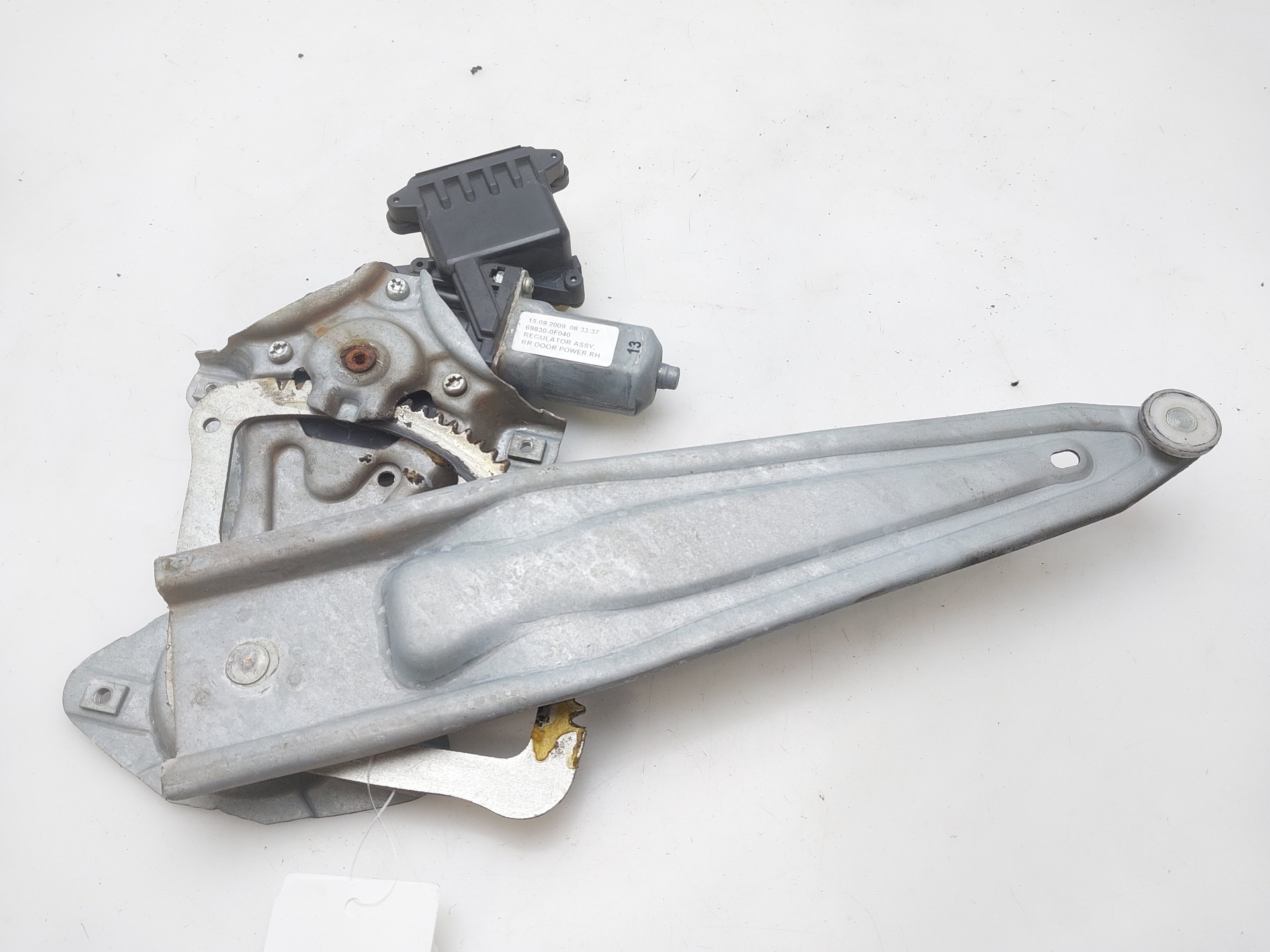 TOYOTA Verso 1 generation (2009-2015) Rear Right Door Window Regulator 857100F040 23651119