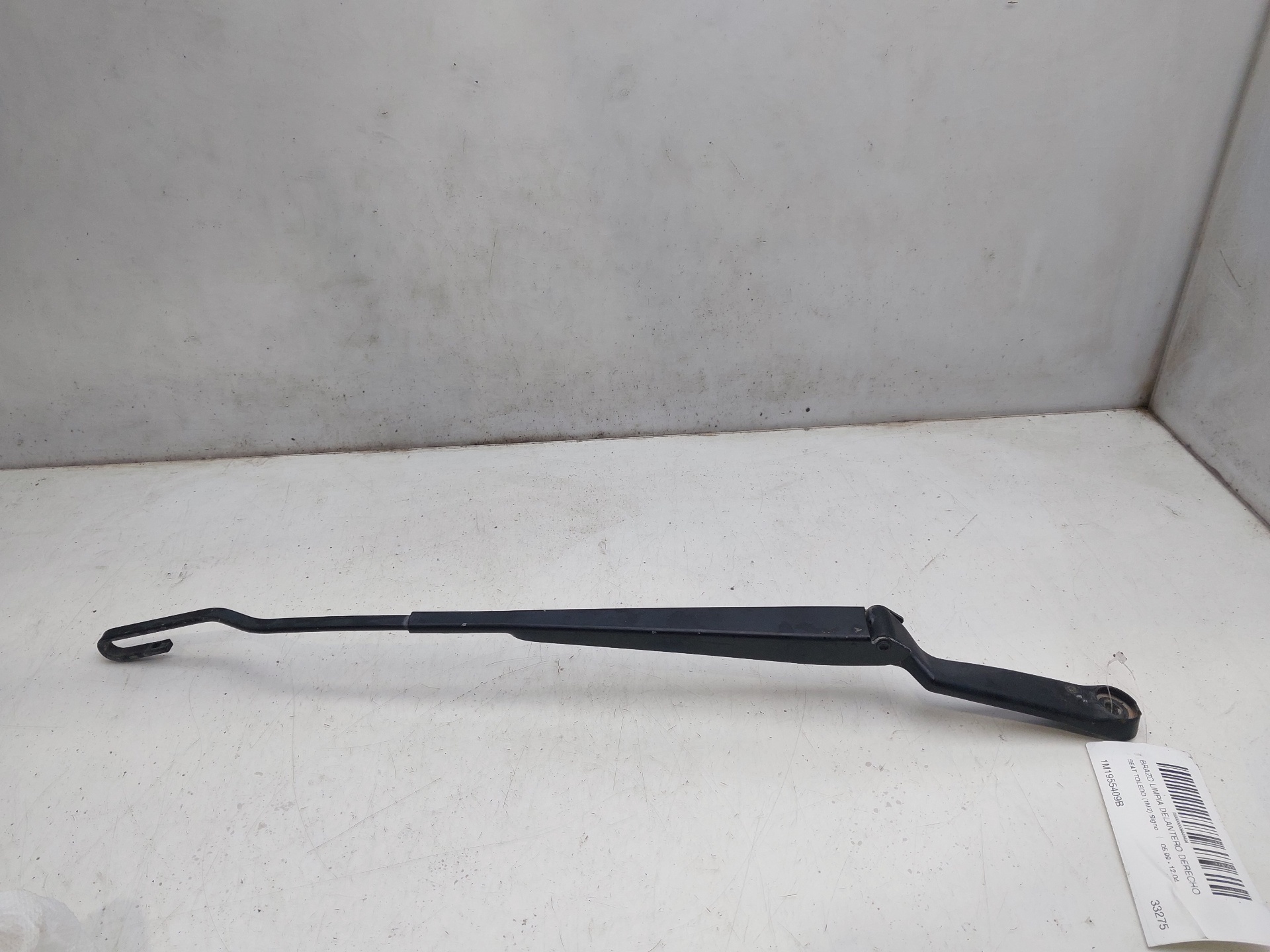 SEAT Toledo 2 generation (1999-2006) Front Wiper Arms 1M1955409B 22644508