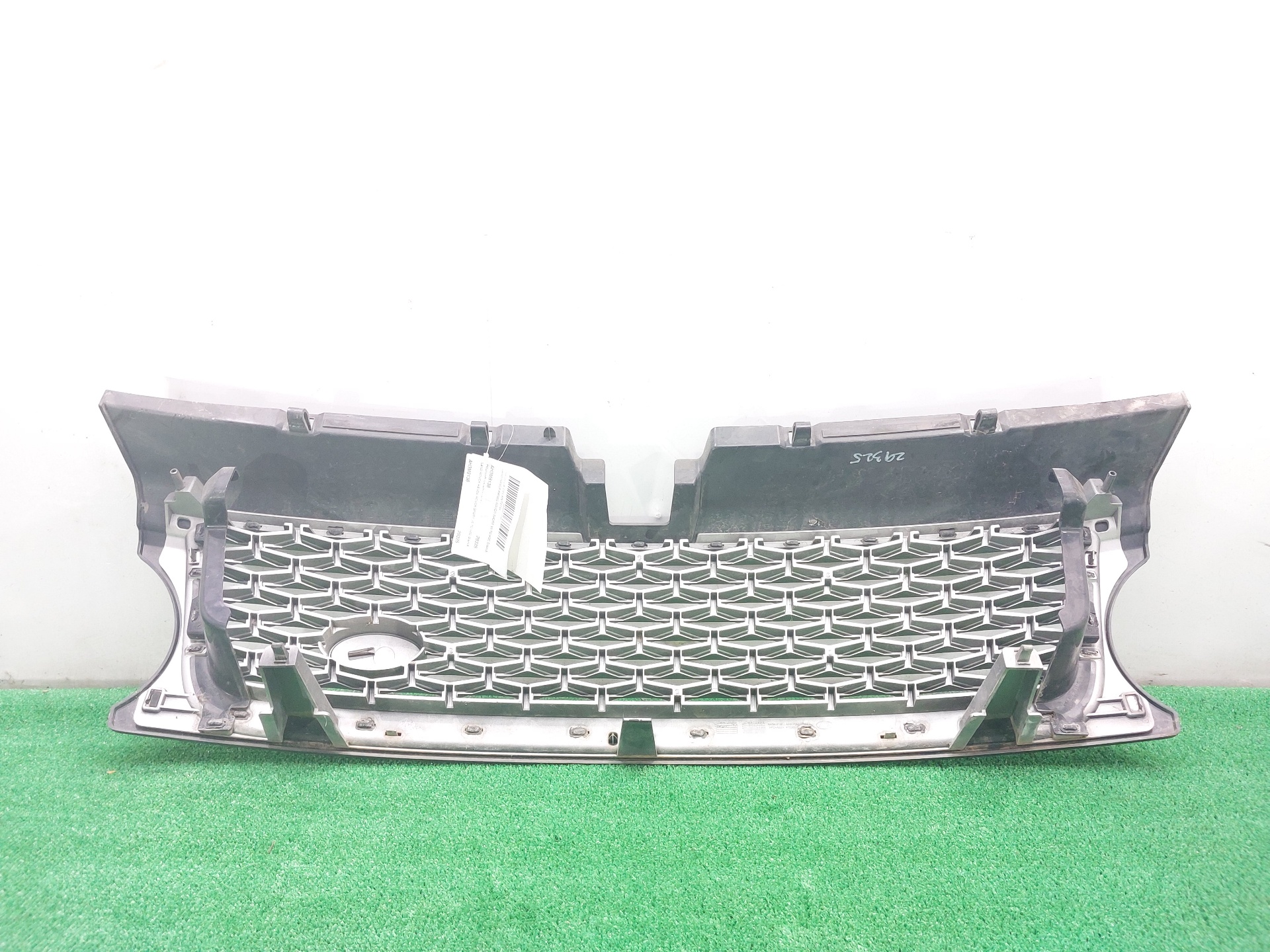 LAND ROVER Range Rover Sport 1 generation (2005-2013) Radiator Grille AH3M8138 22586406