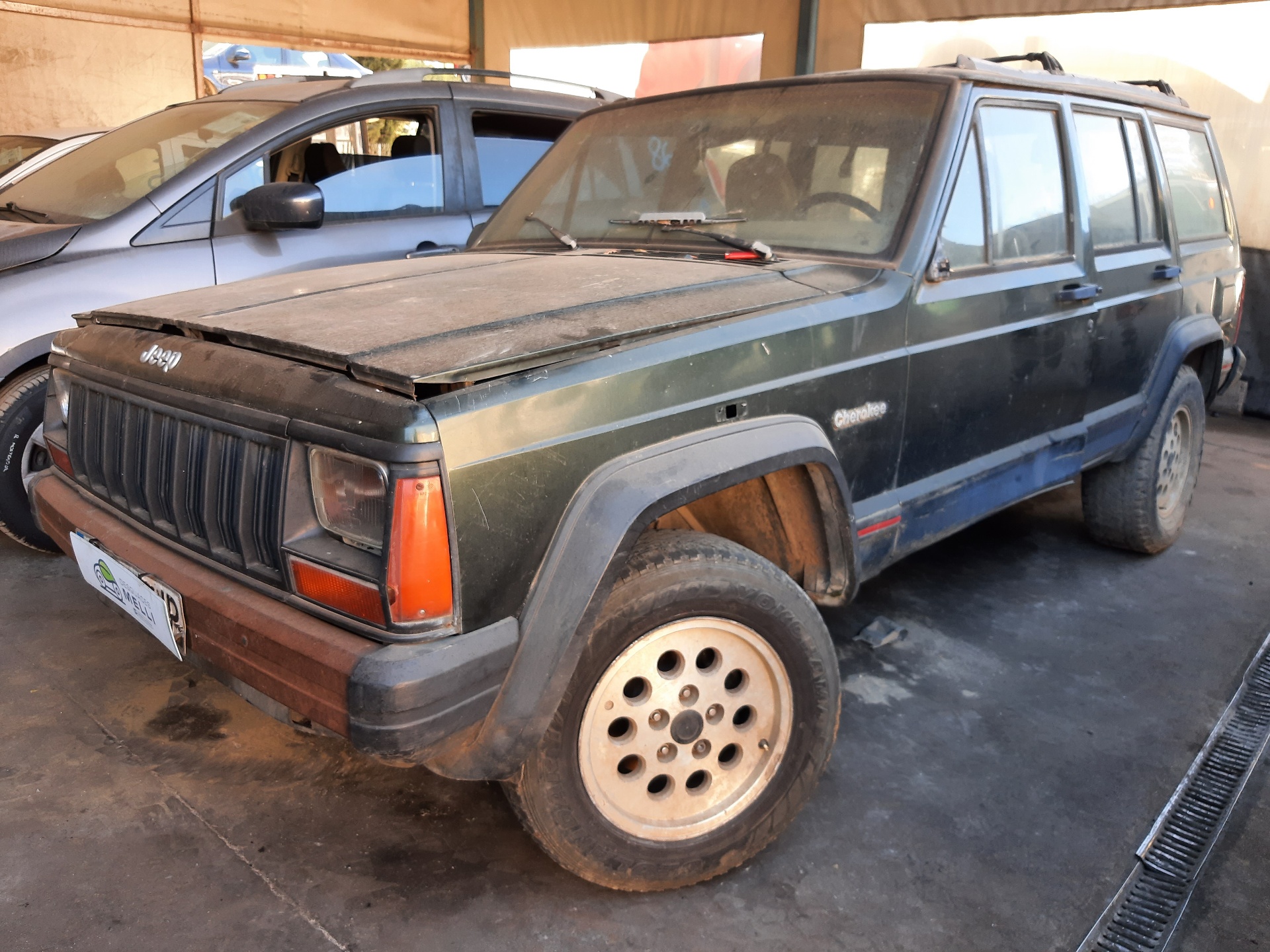 JEEP Cherokee 2 generation (XJ)  (1997-2001) Повторитель переднего правого крыла 8956000098 24134363