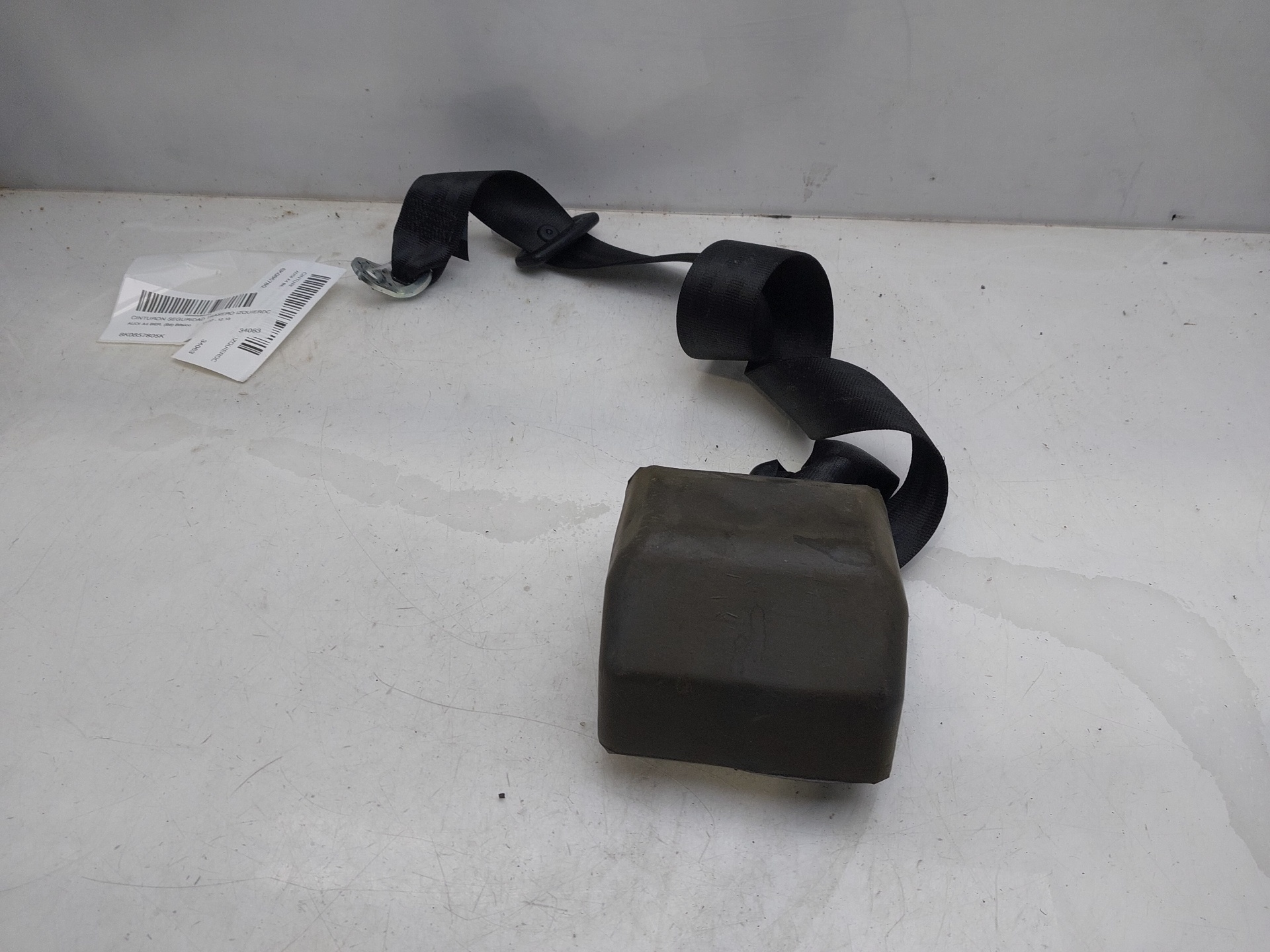 AUDI A4 B8/8K (2011-2016) Rear Left Seatbelt 8K0857805K 23826093