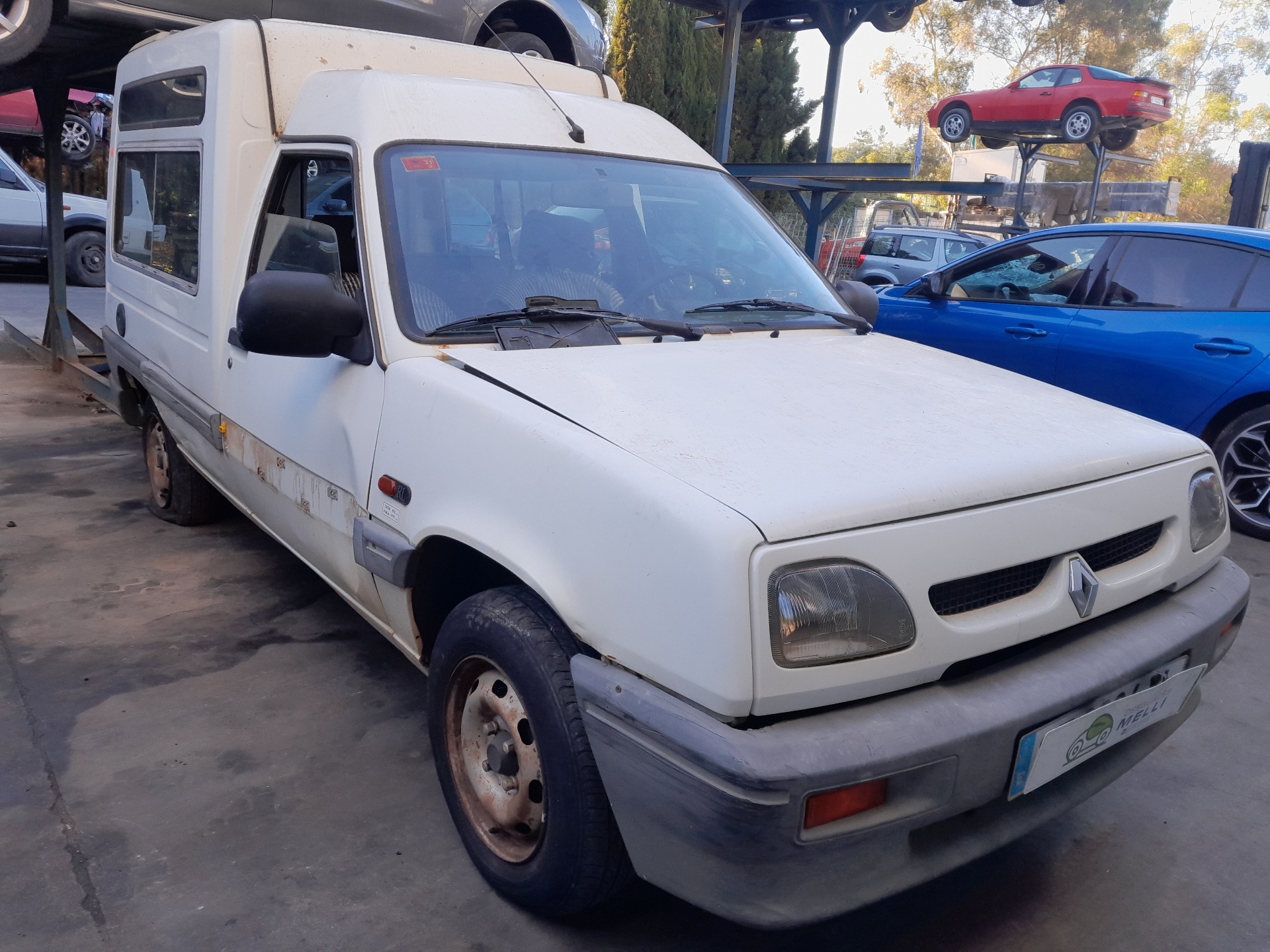 RENAULT Express Замок передней левой двери 7701030065 22902410