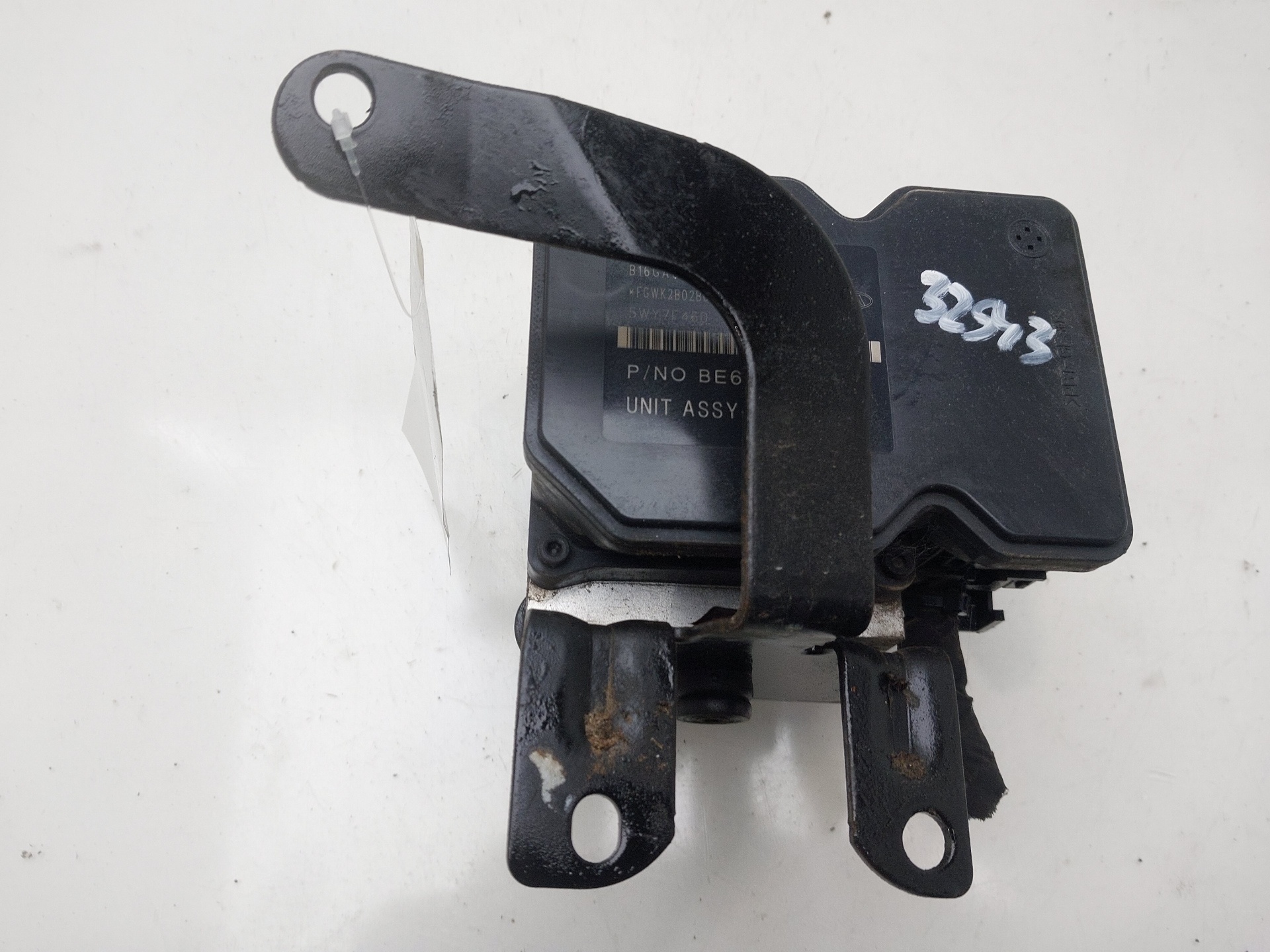 HYUNDAI Tucson 3 generation (2015-2021) ABS Pump 589202Y940 23056486