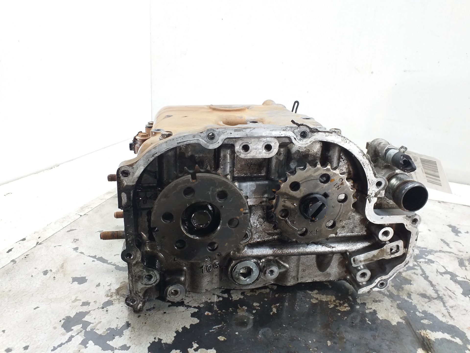 SUBARU Legacy 5 generation (2009-2015) Engine Cylinder Head EE20 18642762