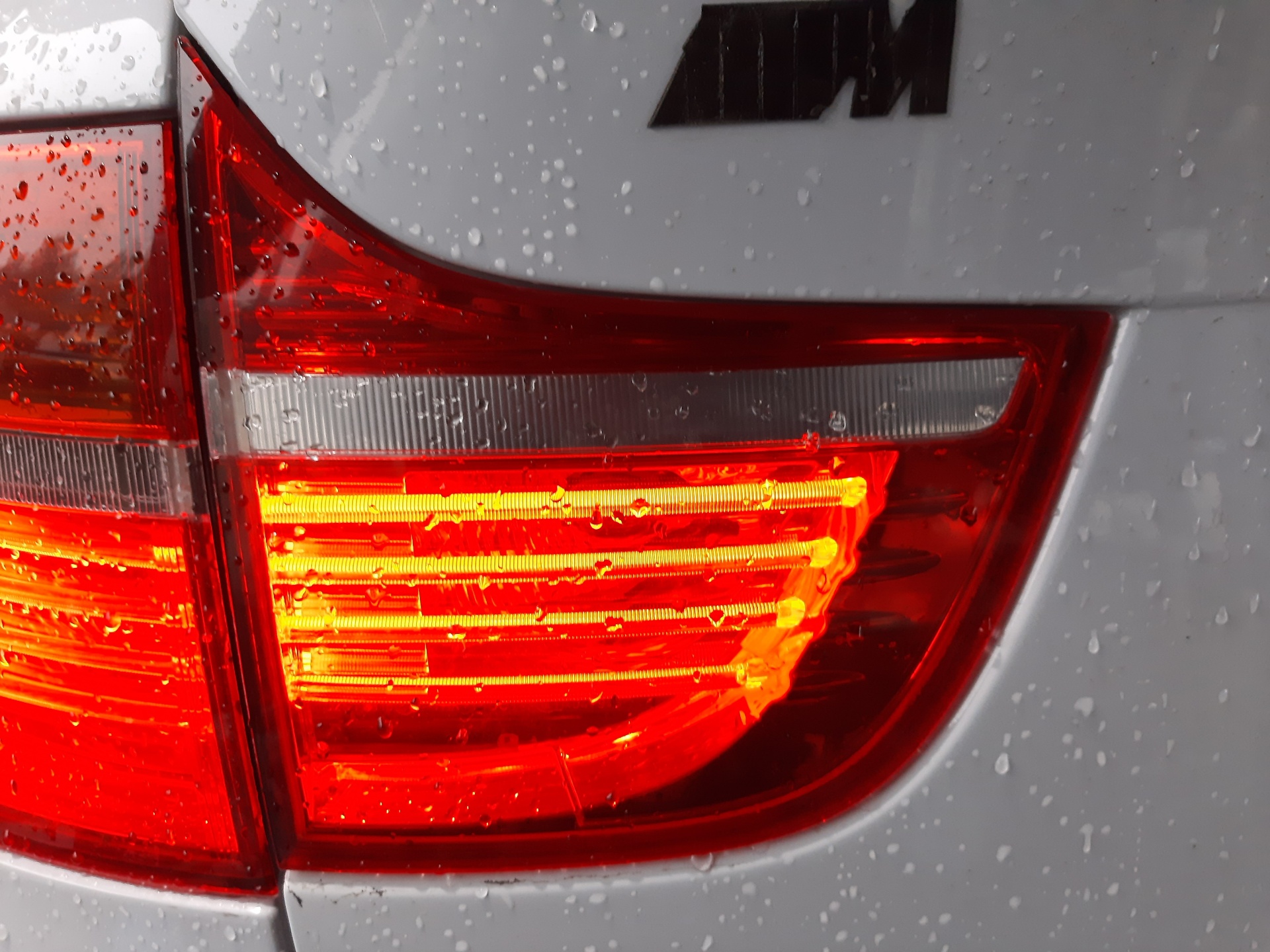 BMW X6 E71/E72 (2008-2012) Rear Left Taillight 63217179987 25044817