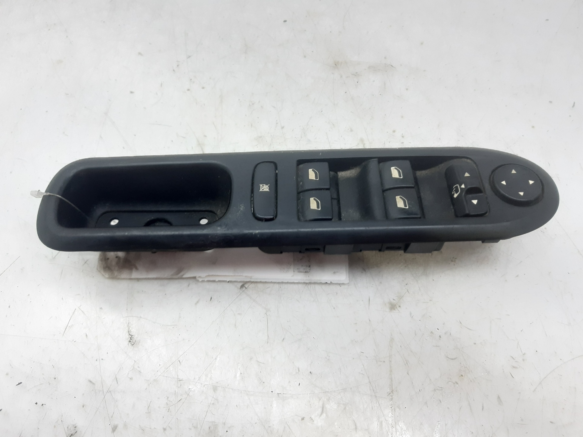 VAUXHALL 407 1 generation (2004-2010) Front Left Door Window Switch 96468704XT 18732421