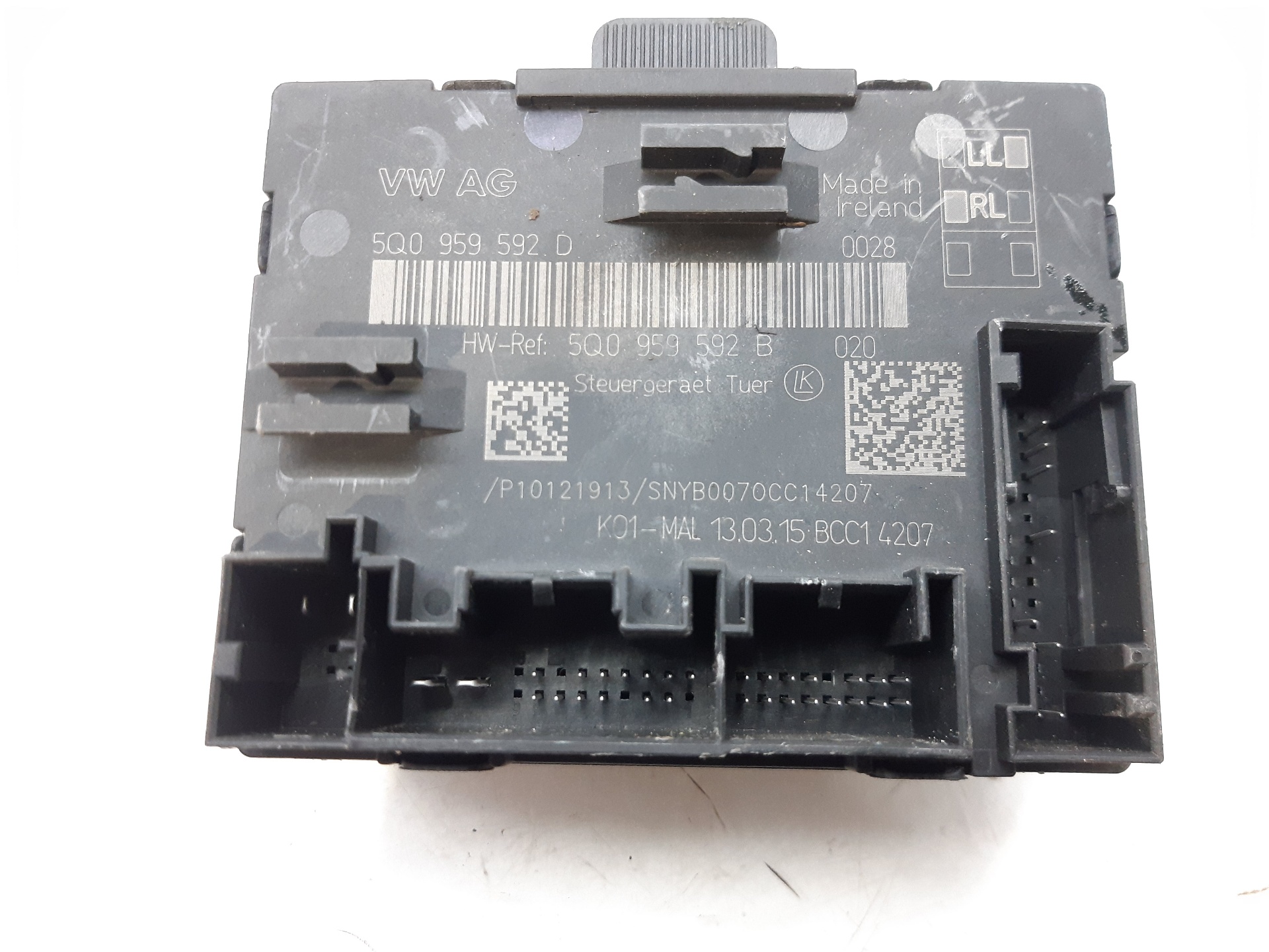 VOLKSWAGEN Passat B8 (2014-2023) Other Control Units 5Q0959592B 22273593