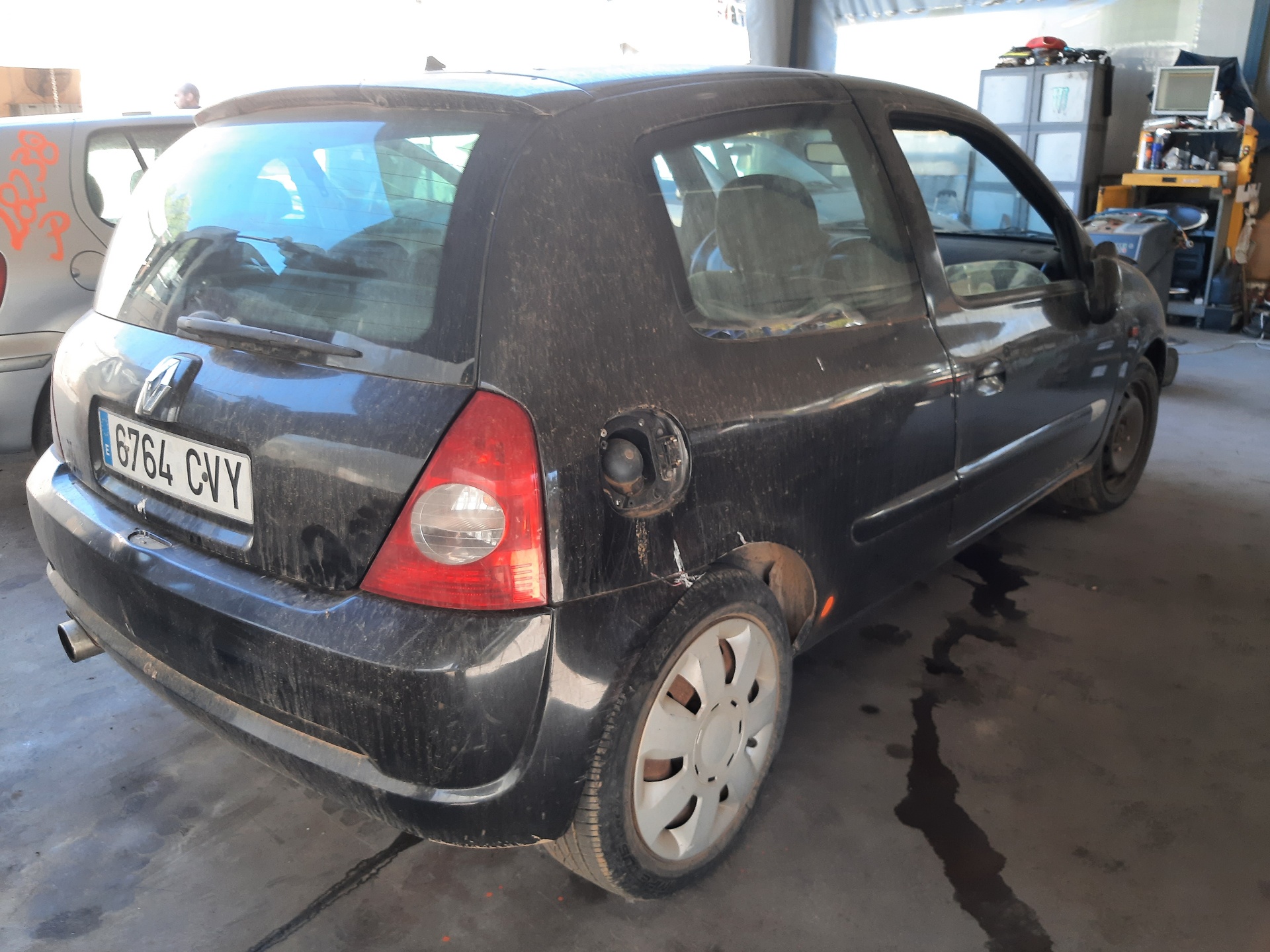 RENAULT Clio 2 generation (1998-2013) Фонарь задний правый 8200917487 18800451