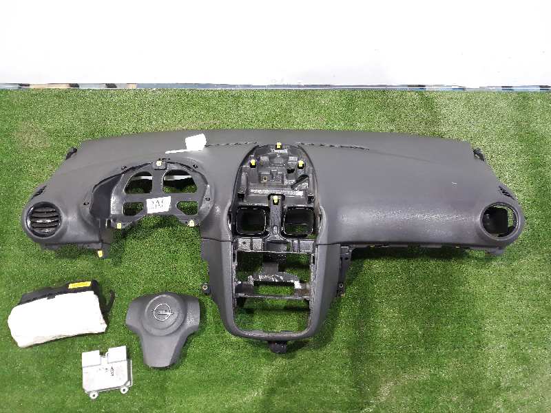 OPEL Corsa D (2006-2020) Egyéb alkatrész 13235770 24088171