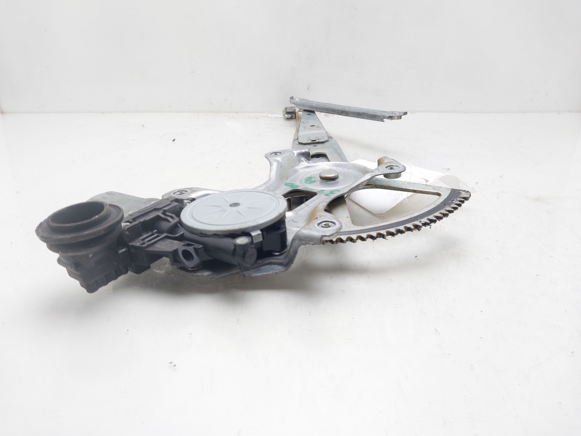 TOYOTA RAV4 2 generation (XA20) (2000-2006) Front Right Door Window Regulator 6980152080 24141872