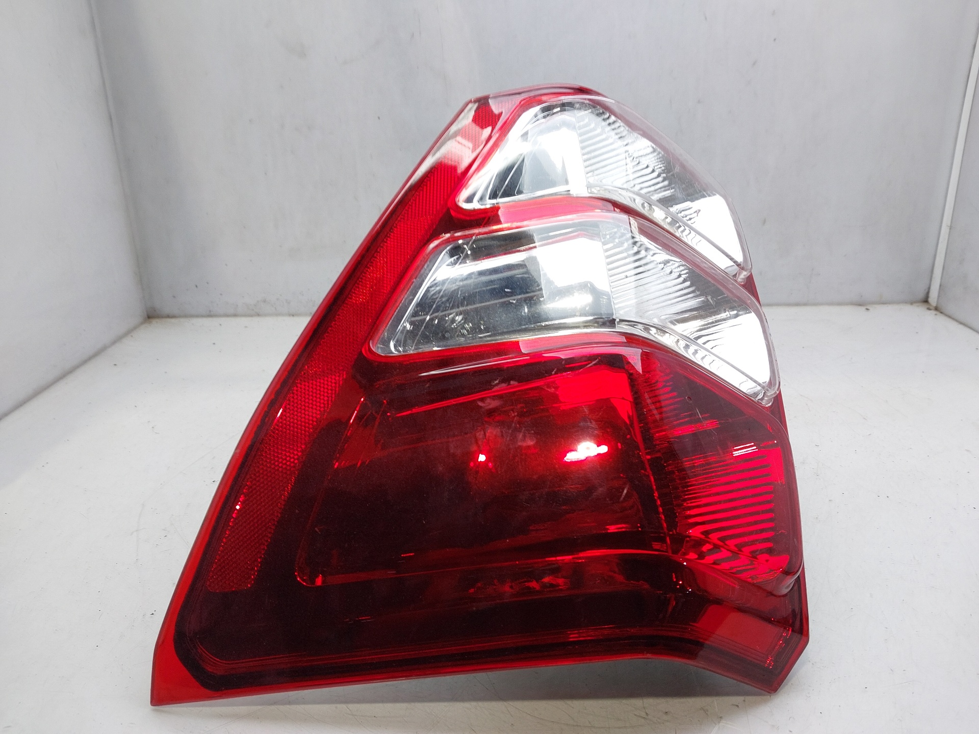 SUZUKI Grand Vitara 2 generation (2005-2014) Rear Right Taillight Lamp 3565065J21000 24814720