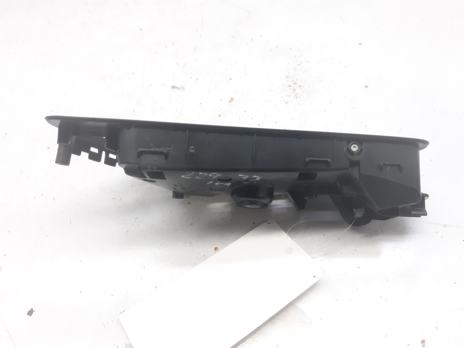 SEAT Ateca 1 generation (2016-2024) Front Left Door Interior Handle Frame 5F1837113A 18656608