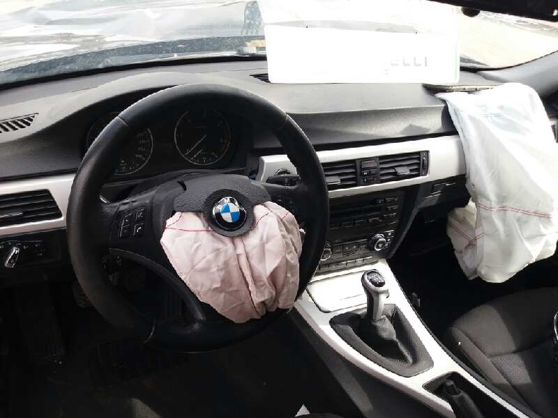 BMW 3 Series E90/E91/E92/E93 (2004-2013) Priekinių kairių durų stiklo pakelėjas 51337140587 20175093