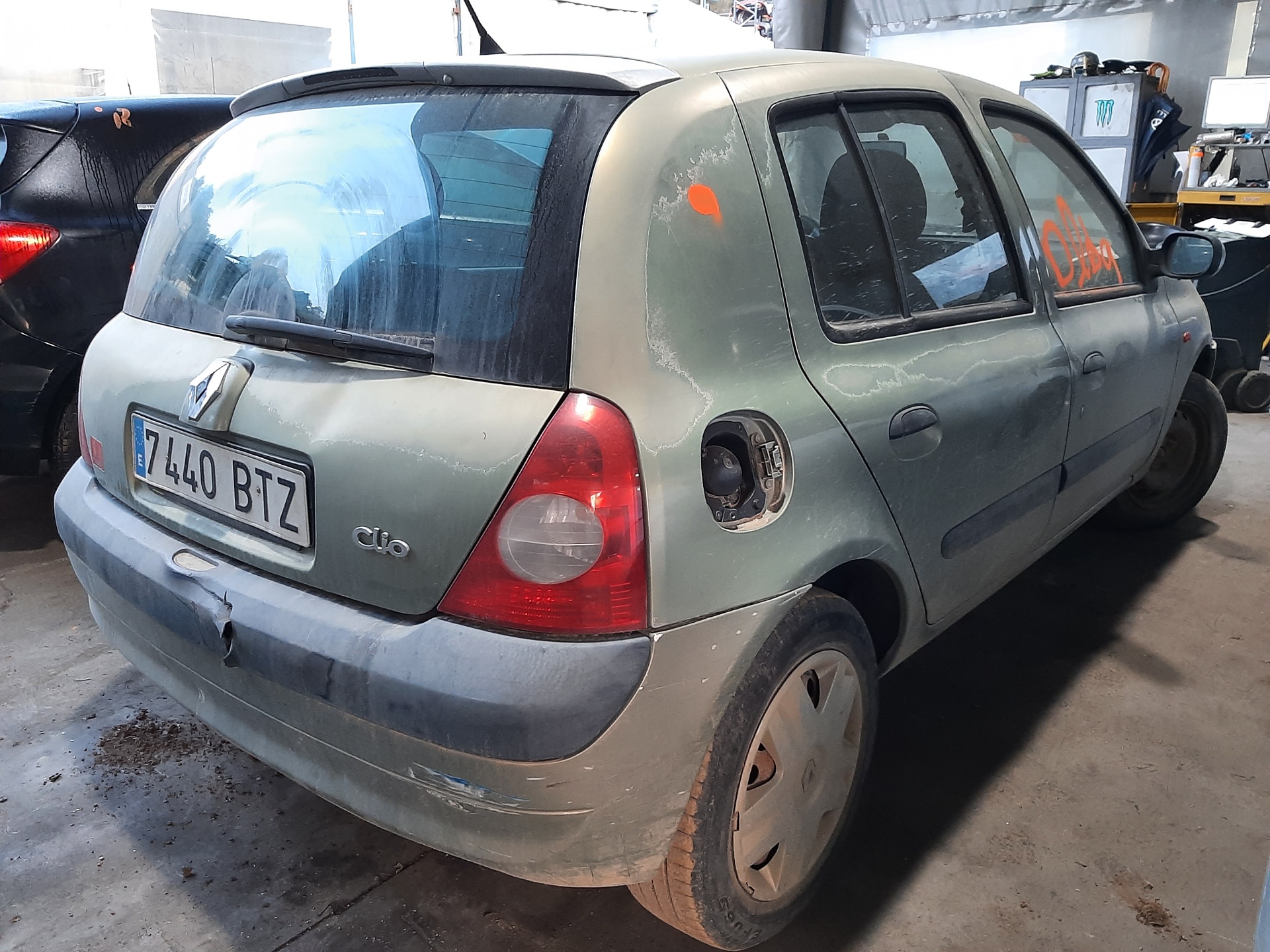 RENAULT Clio 2 generation (1998-2013) Задна дясна задна лампа 8200071414 22030548