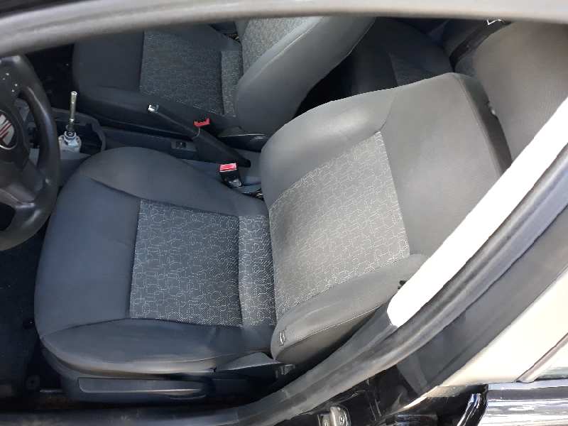 SEAT Cordoba 2 generation (1999-2009) Front Left Door Window Regulator 6L4837751 20182111