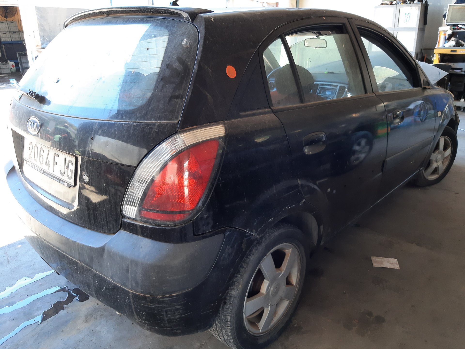 KIA Rio 2 generation (2005-2011) Vindusløfter bak venstre dør 834011G010 18800220